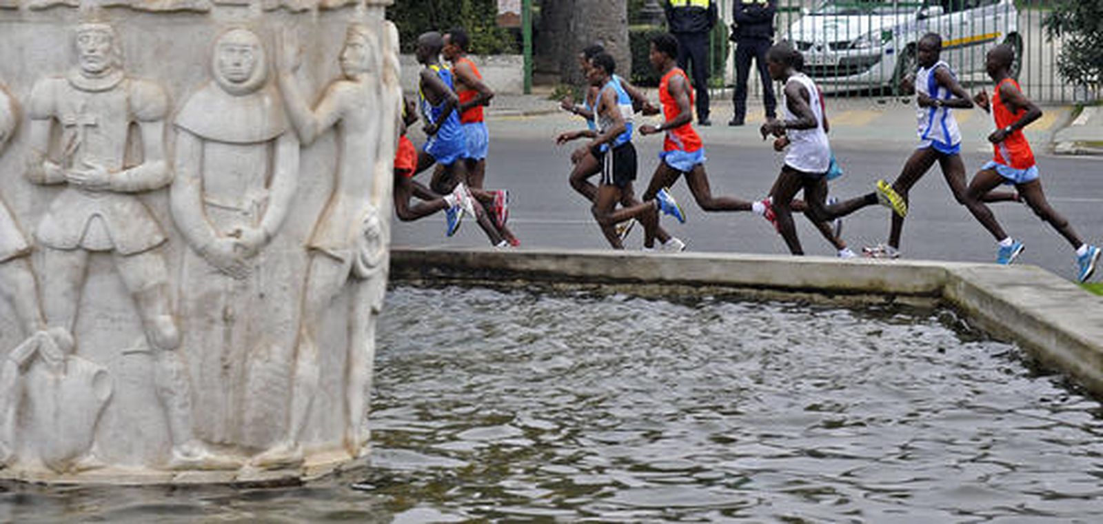 El etíope Daniel Abera gana la XXVII Maratón de Ciudad de Sevilla. / Juan Carlos Vázquez