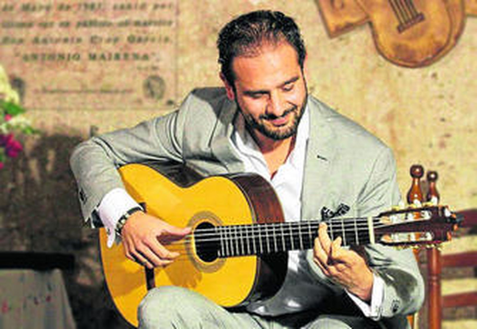 Diego del Morao durante su brillante actuación en la Peña Flamenca El Taranto.