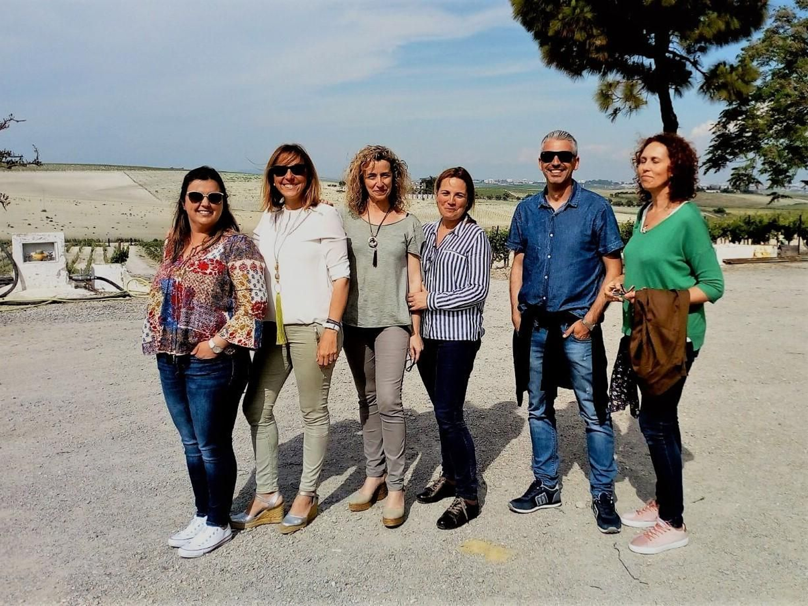Patricia Barba, Teresa Aragón, María José Cumbreras, Mónica León, José Antonio Marín y Mercedes Oliva.