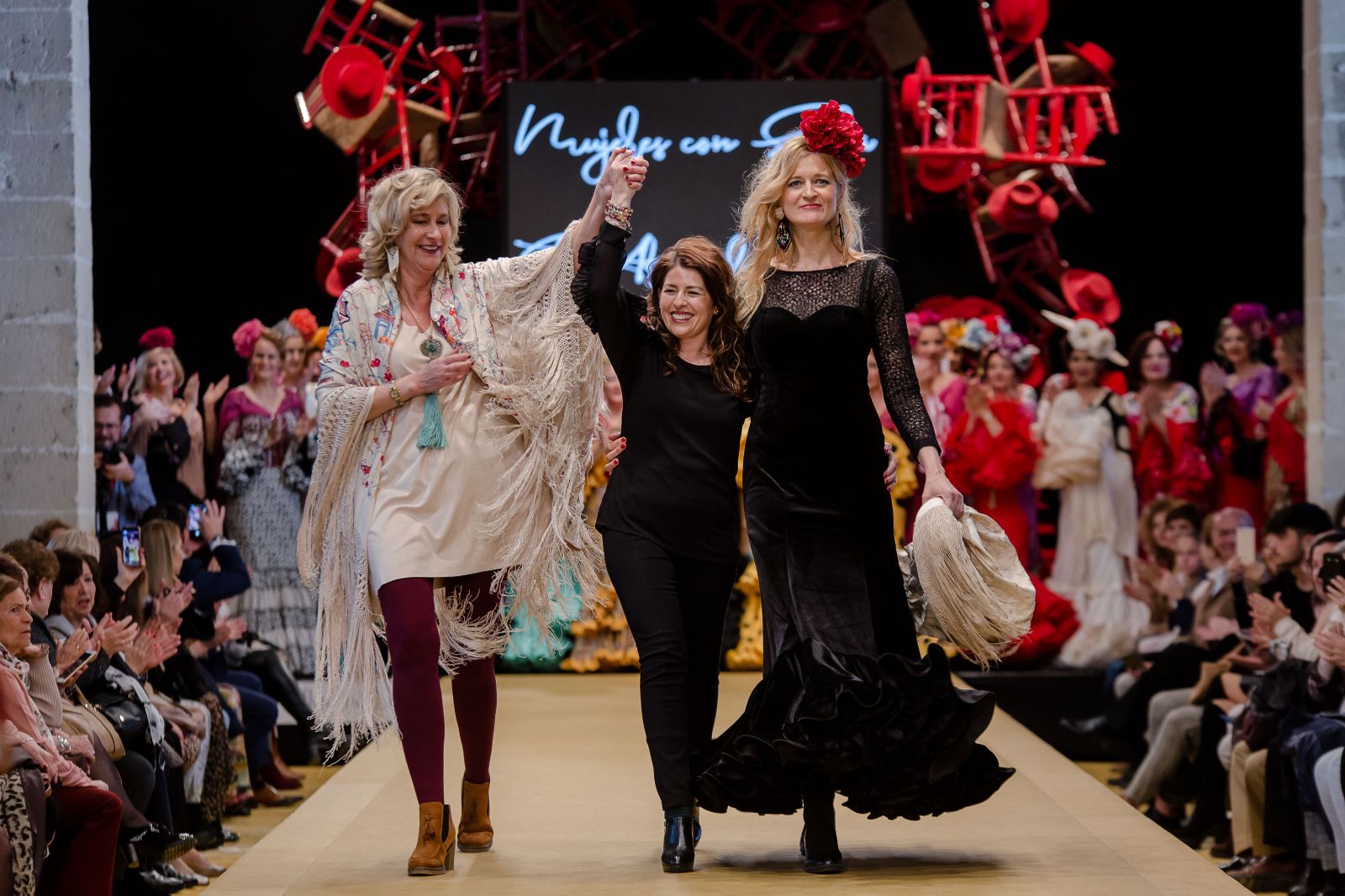 Pasarela Flamenca Jerez 2019: Mujeres con Solera y El Arcón de Silvia, fotos del desfile