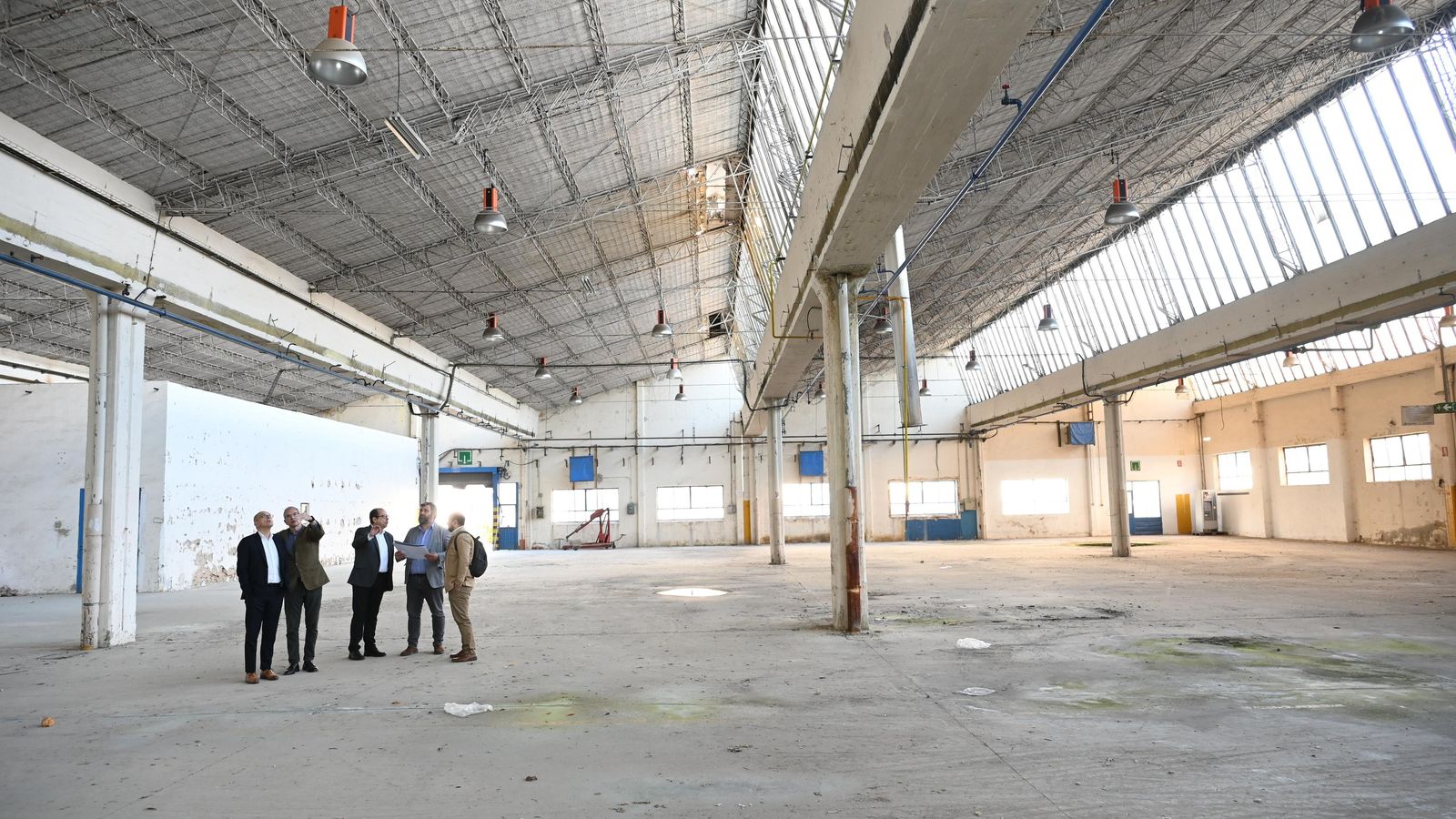 isita de directivos de Compin-Fainsa a las instalaciones del Parque Empresarial Santana.