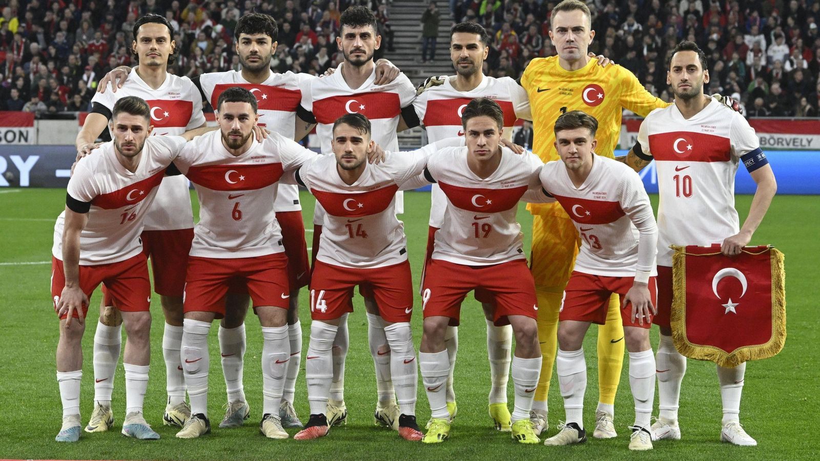 Calhanoglu es el capitán de la selección otomana