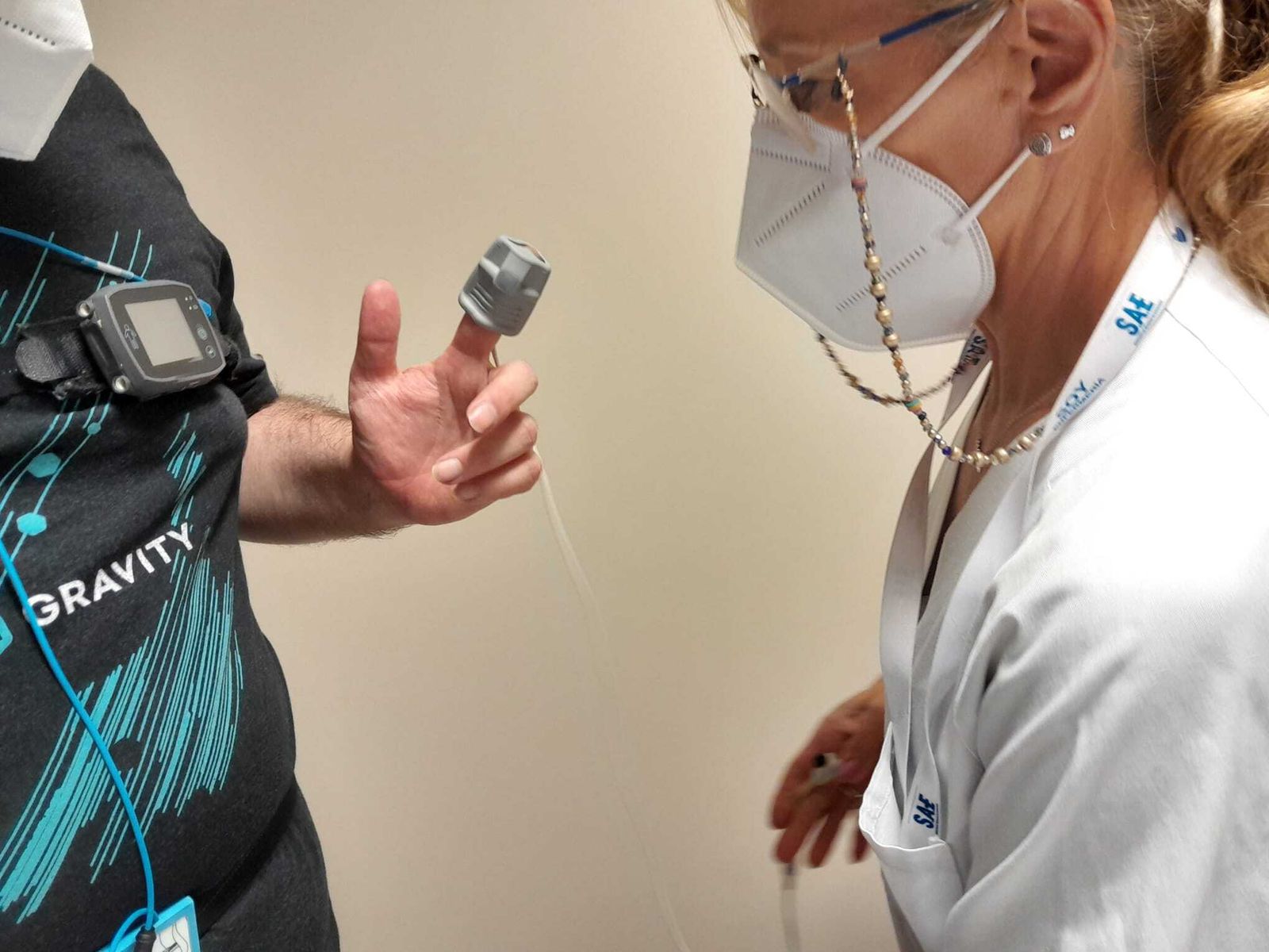 El Hospital Virgen de las Nieves de Granada atiende a 600 pacientes con síndrome de piernas inquietas al año