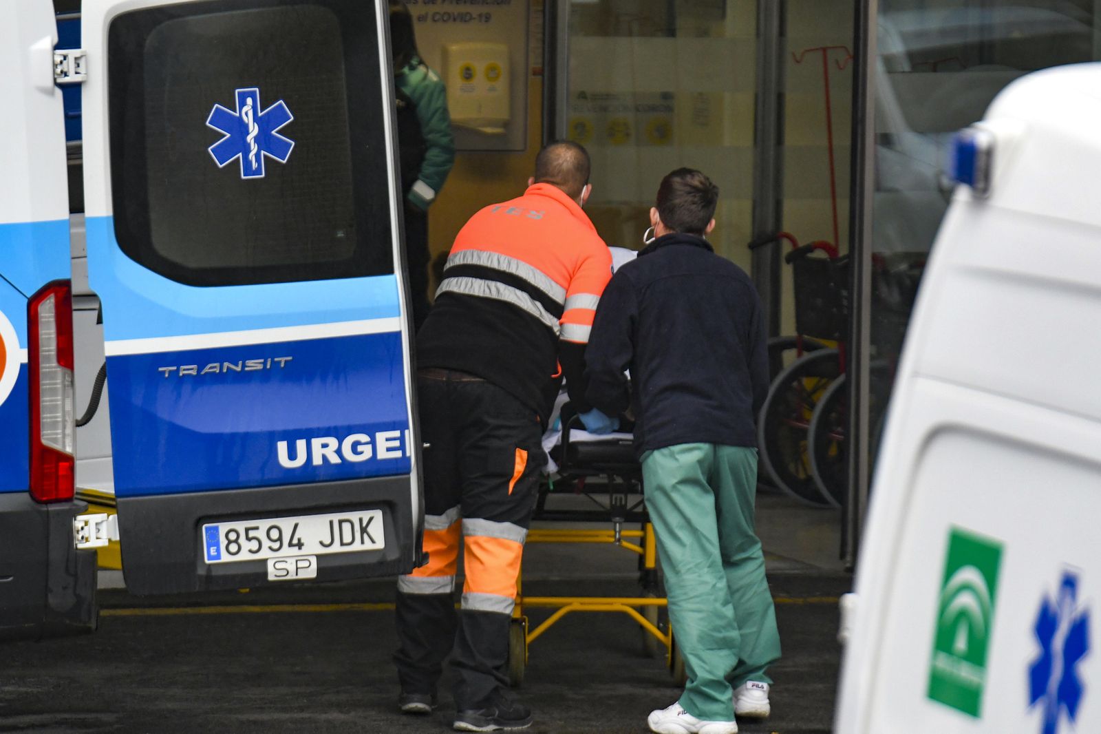 La entrada de Urgencias de un centro hospitalario en Granada
