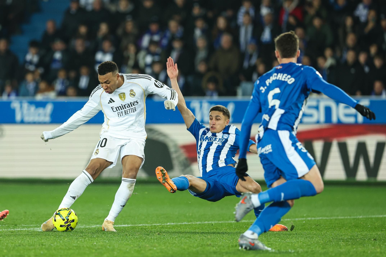 Las fotos del Alavés-Real Madrid