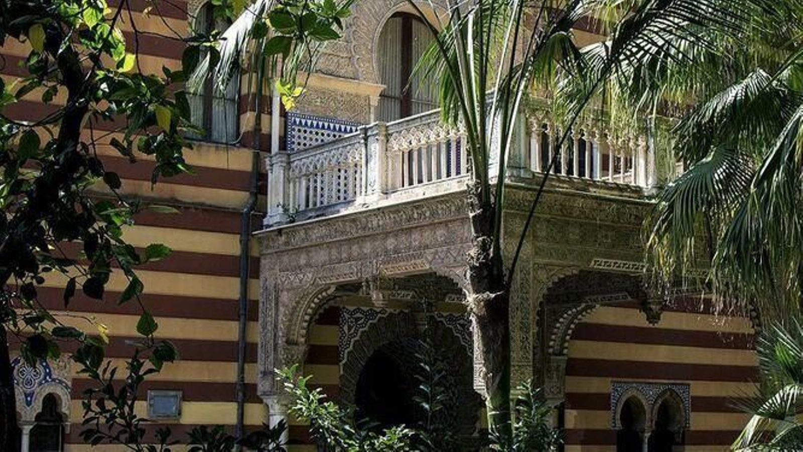 Una vista exterior del Palacio Municipal, sede principal del Ayuntamiento de Sanlúcar.