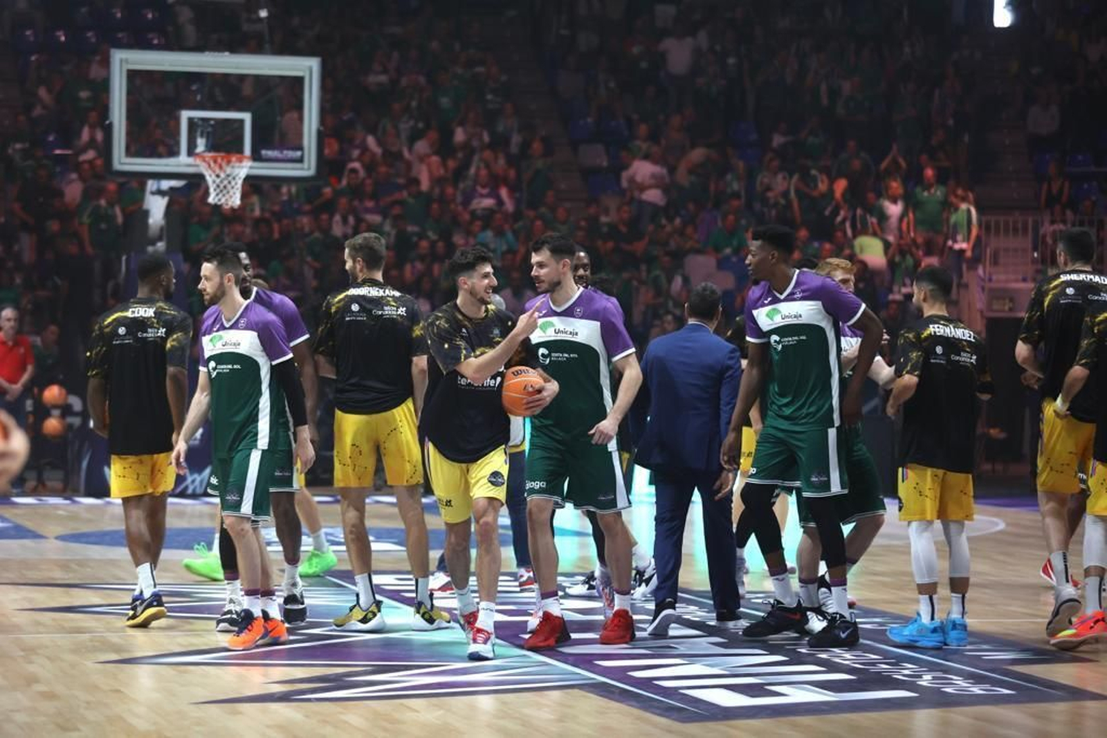 El Unicaja - Lenovo Tenerife, en fotos