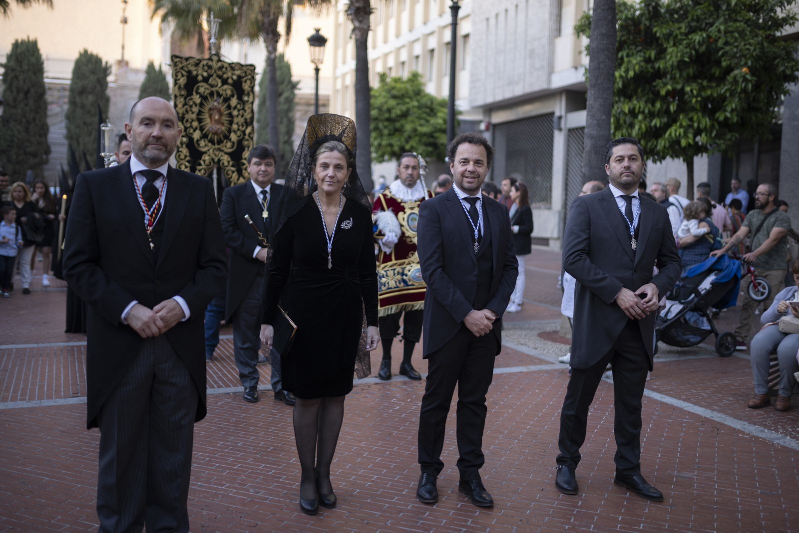La Hermandad del Santo Entierro de la Semana Santa de Huelva 2023, en imágenes