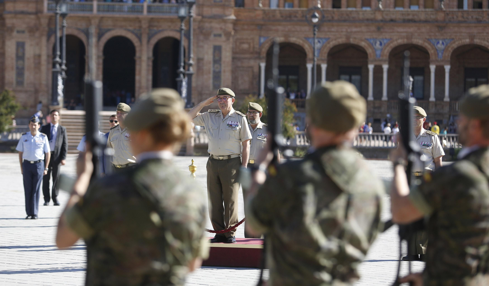 La exposición del Ejército en el Parque de María Luisa