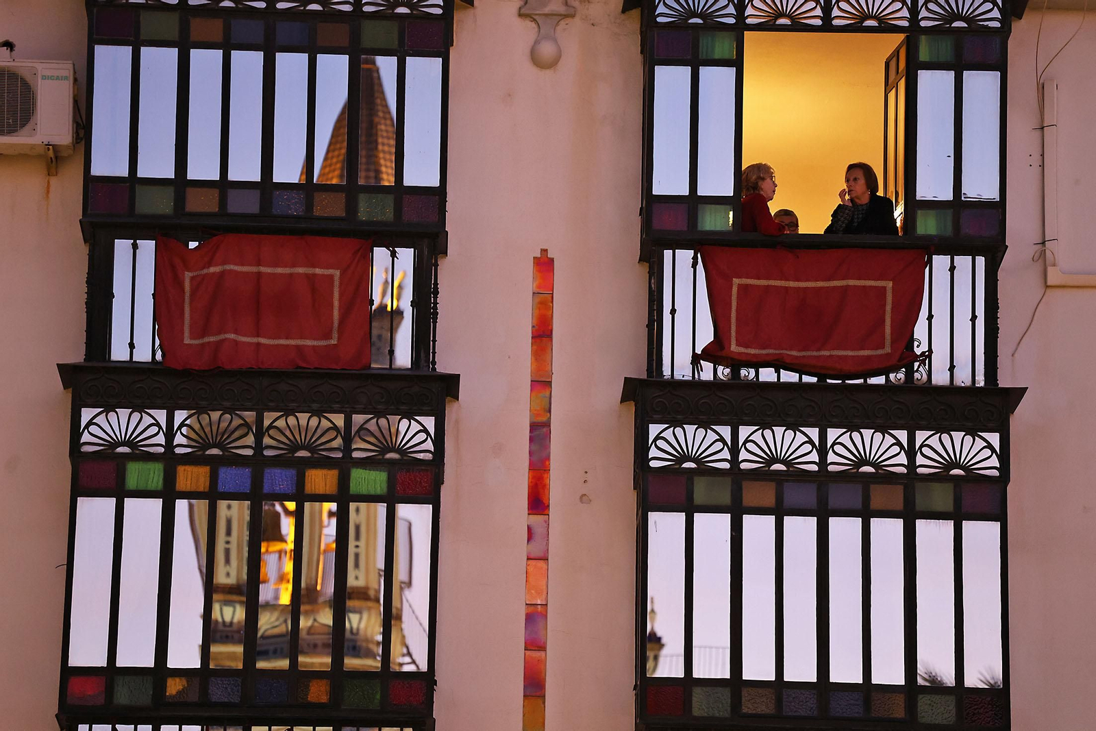 Imágenes de la inauguracion de la renovada Plaza de San Pedro