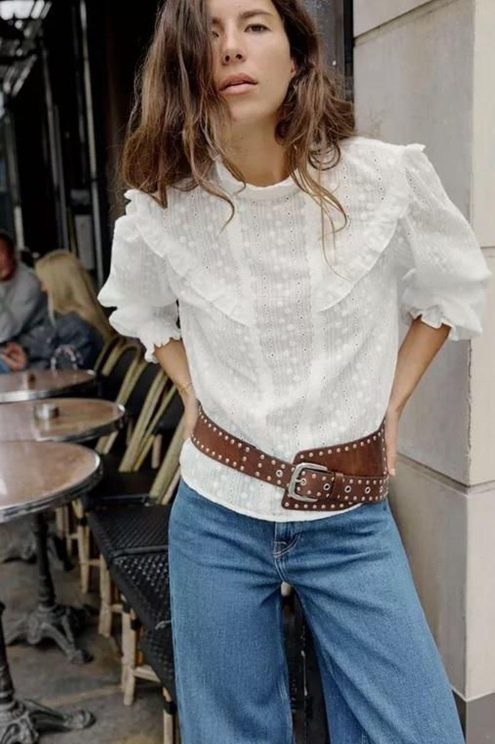 Blusa blanca de Zara.