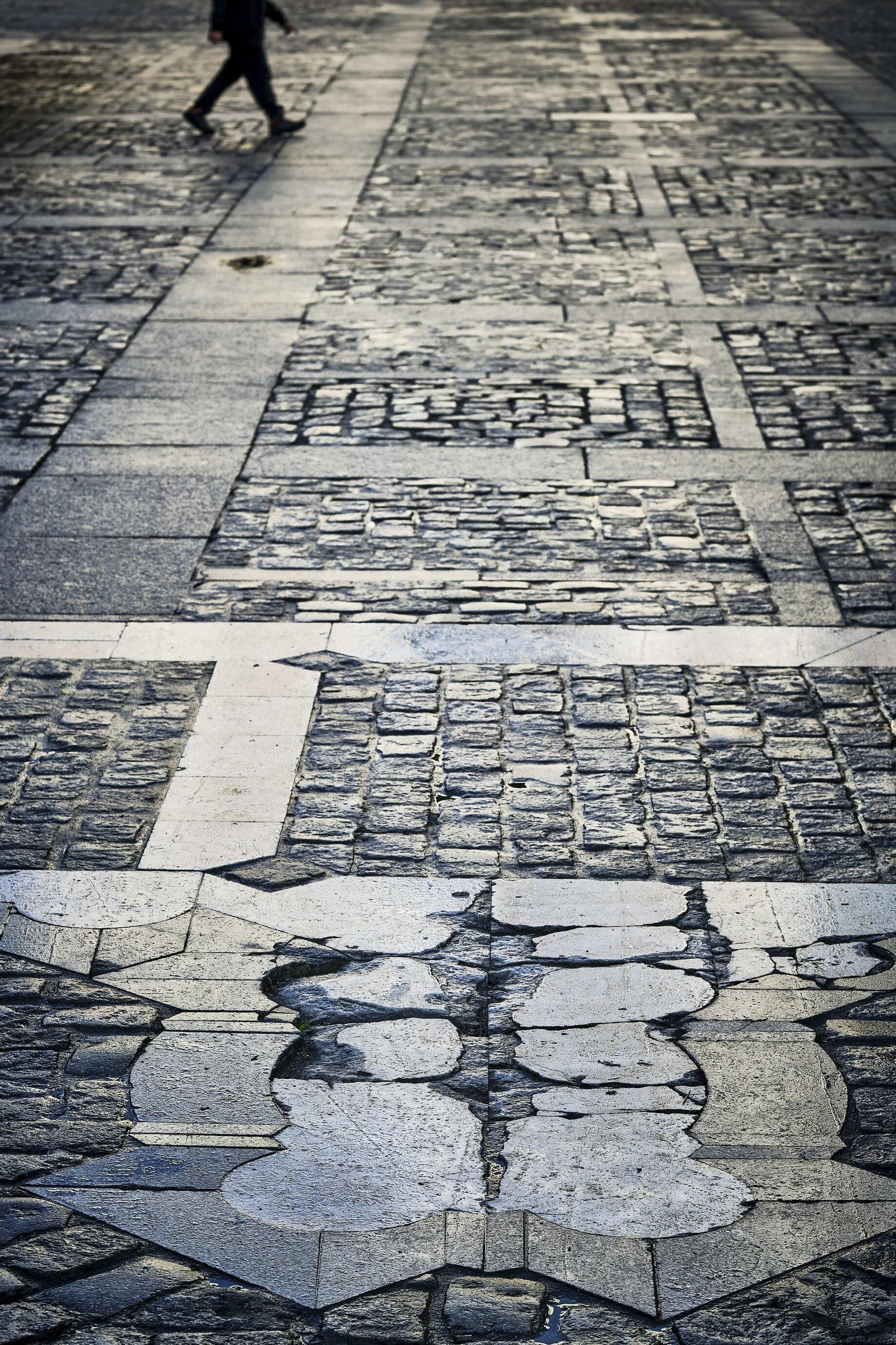 Parte del viario necesita obras de mantenimiento.