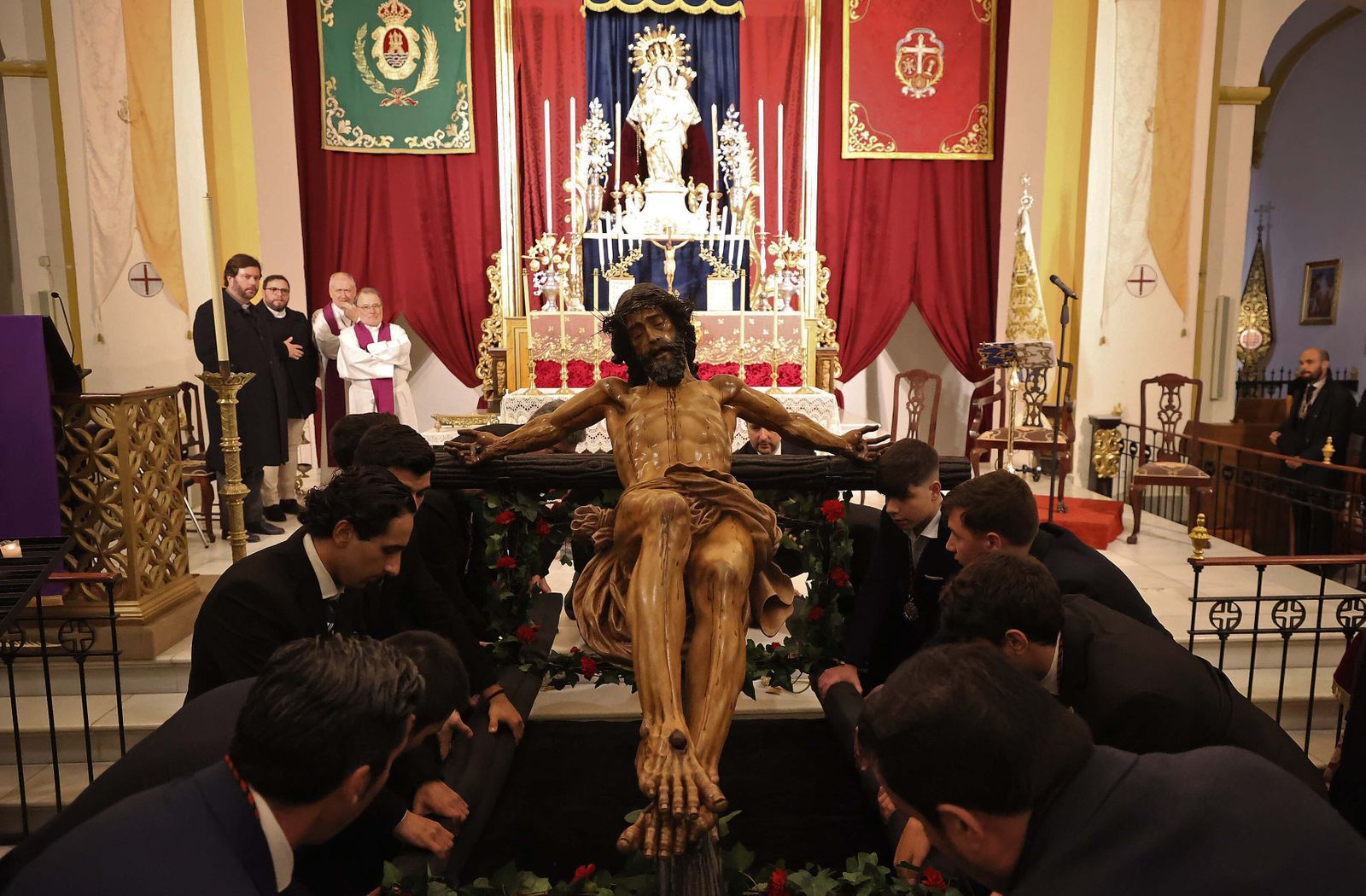 Imágenes del Vía Crucis oficial del Consejo Local de Hermandades y Cofradías de Algeciras