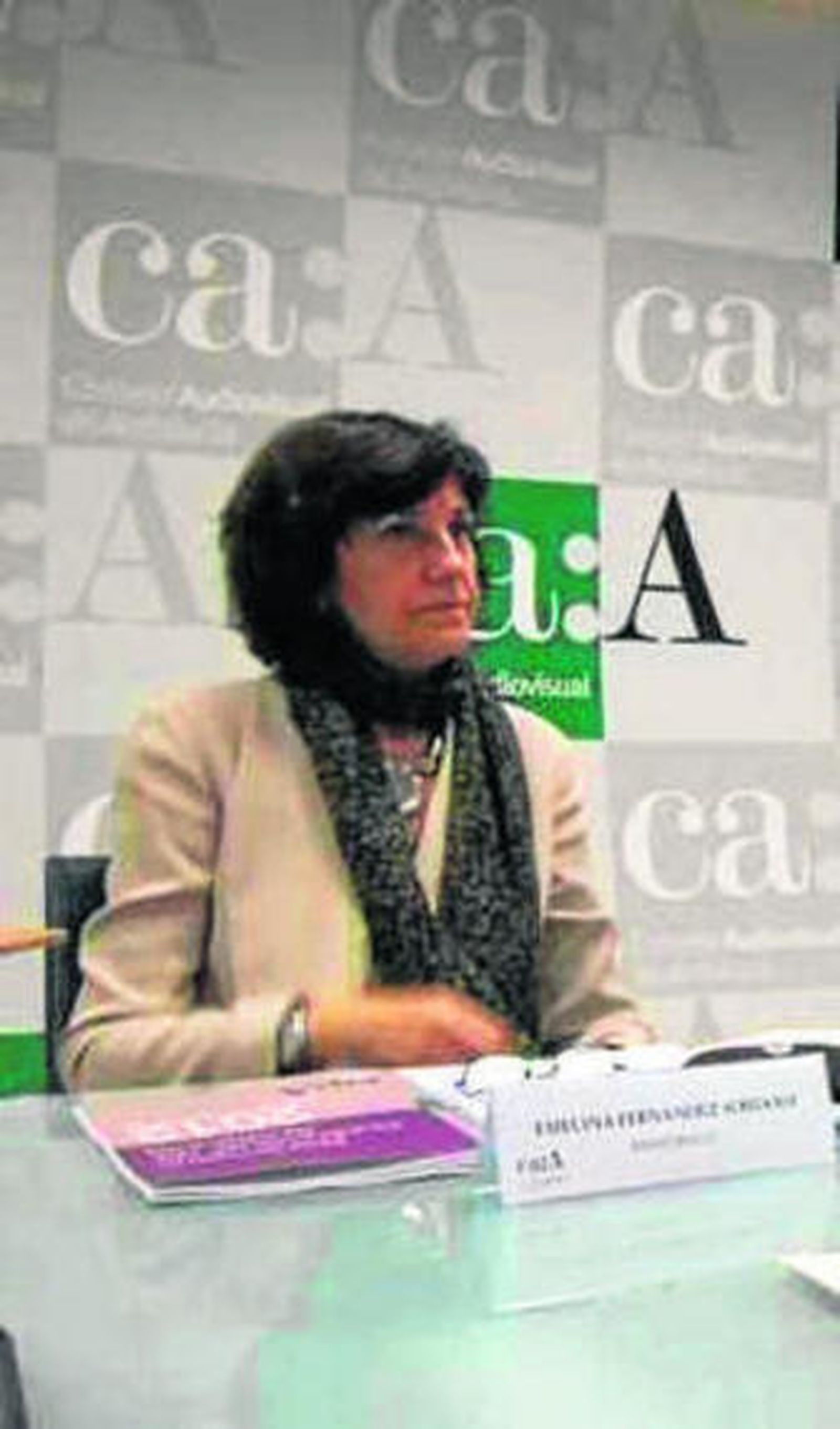 Emelina Fernández.