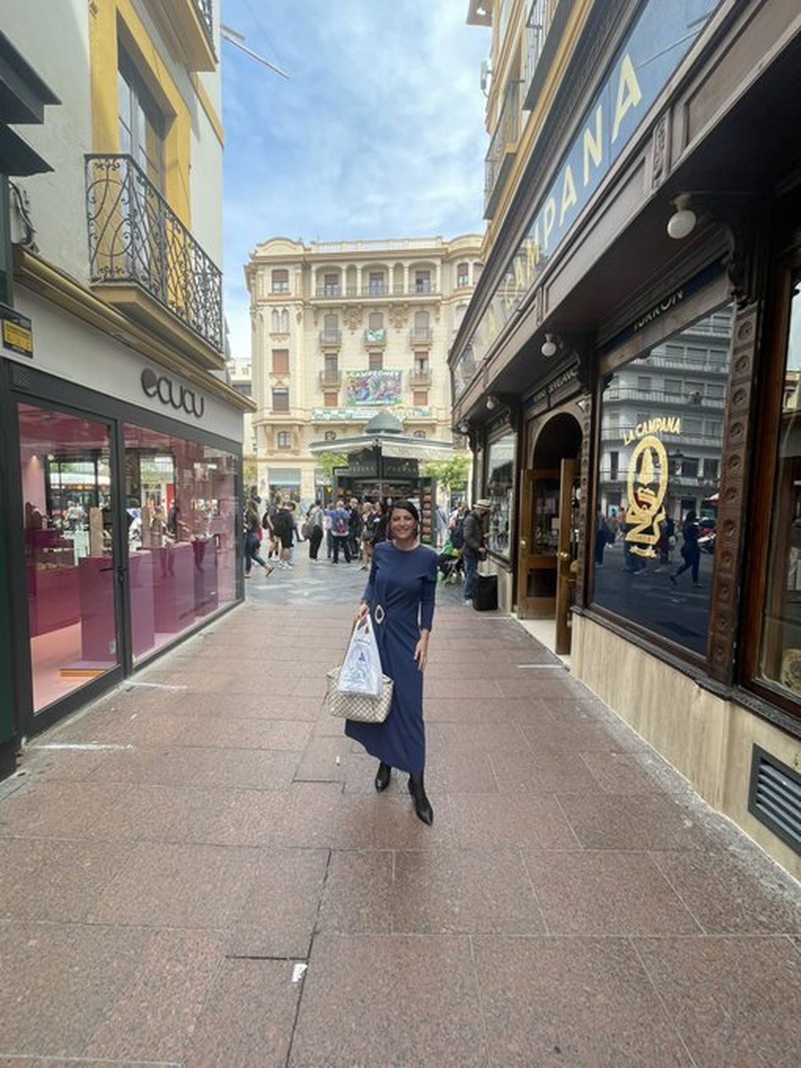 Olona en La Campana de Sevilla