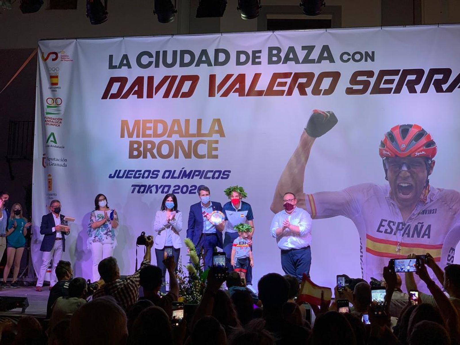 Un momento del homenaje a David Valero en Baza