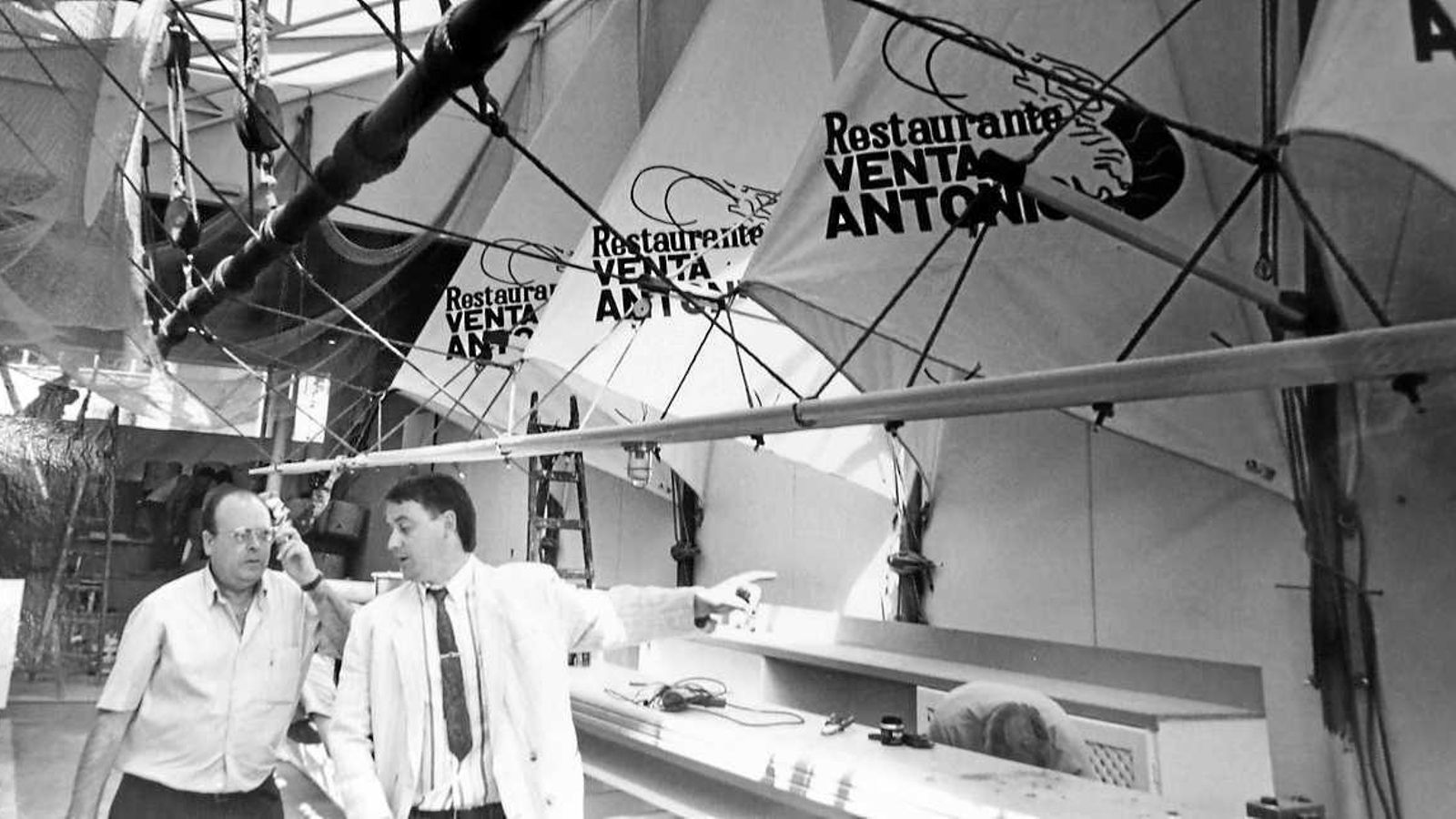 Antonio García Archidona, en el pabellón Tierras del Jerez de la Expo 92. Antonio García Archidona, en el pabellón Tierras del Jerez de la Expo 92.
