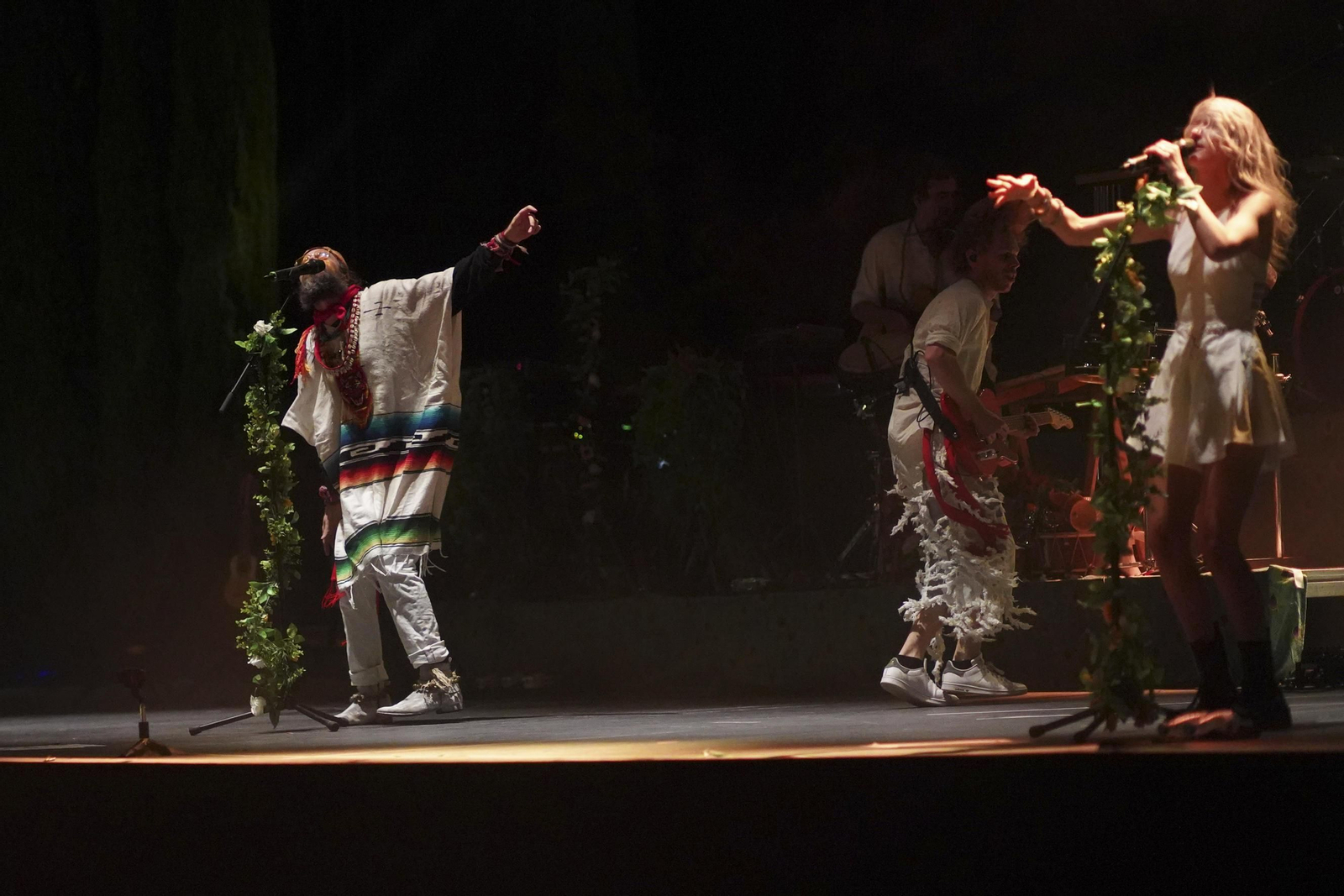 Crystal Fighters despide las '1001 Músicas' del Generalife