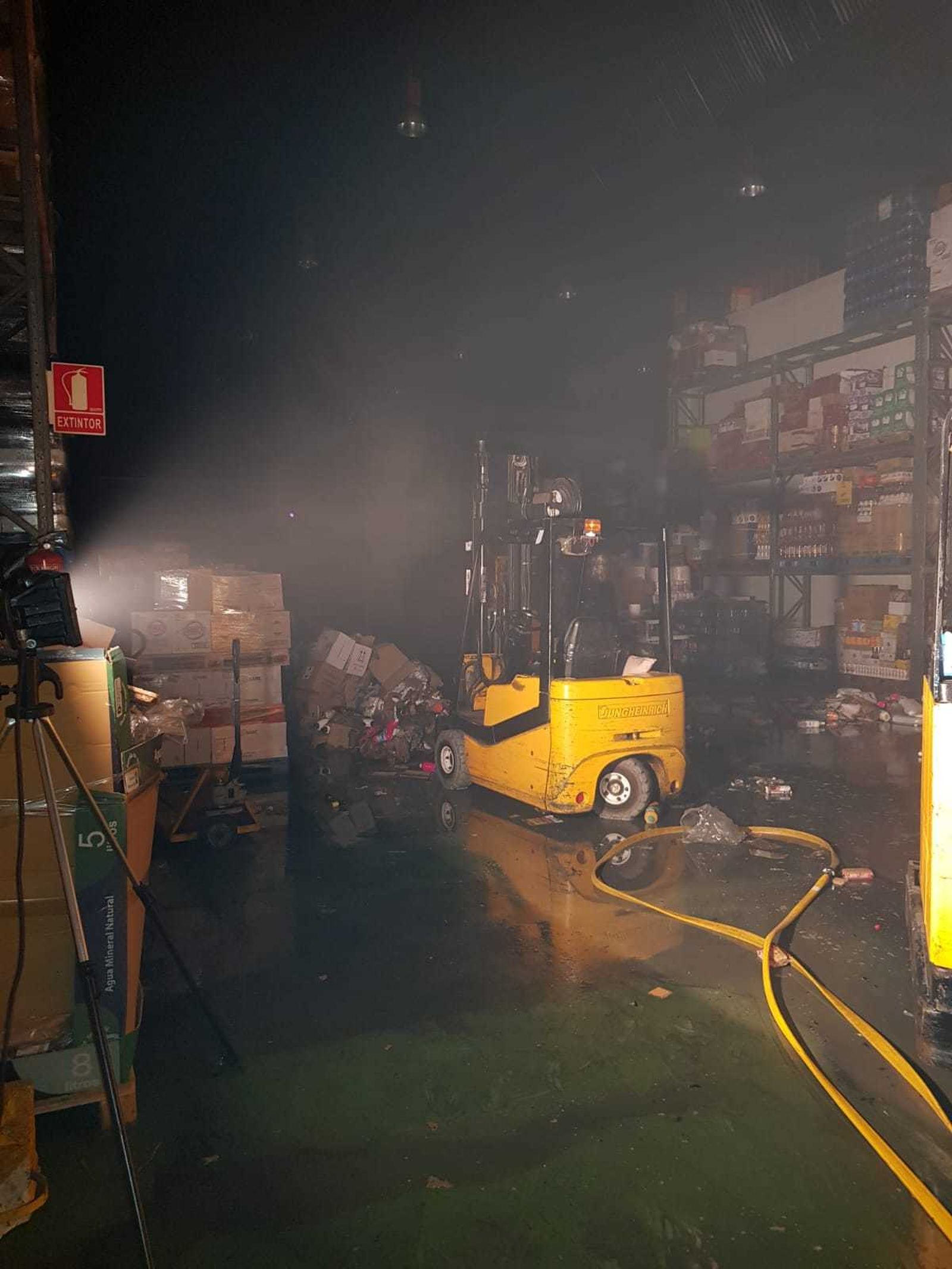 Estado de la nave durante la intervención de los bomberos