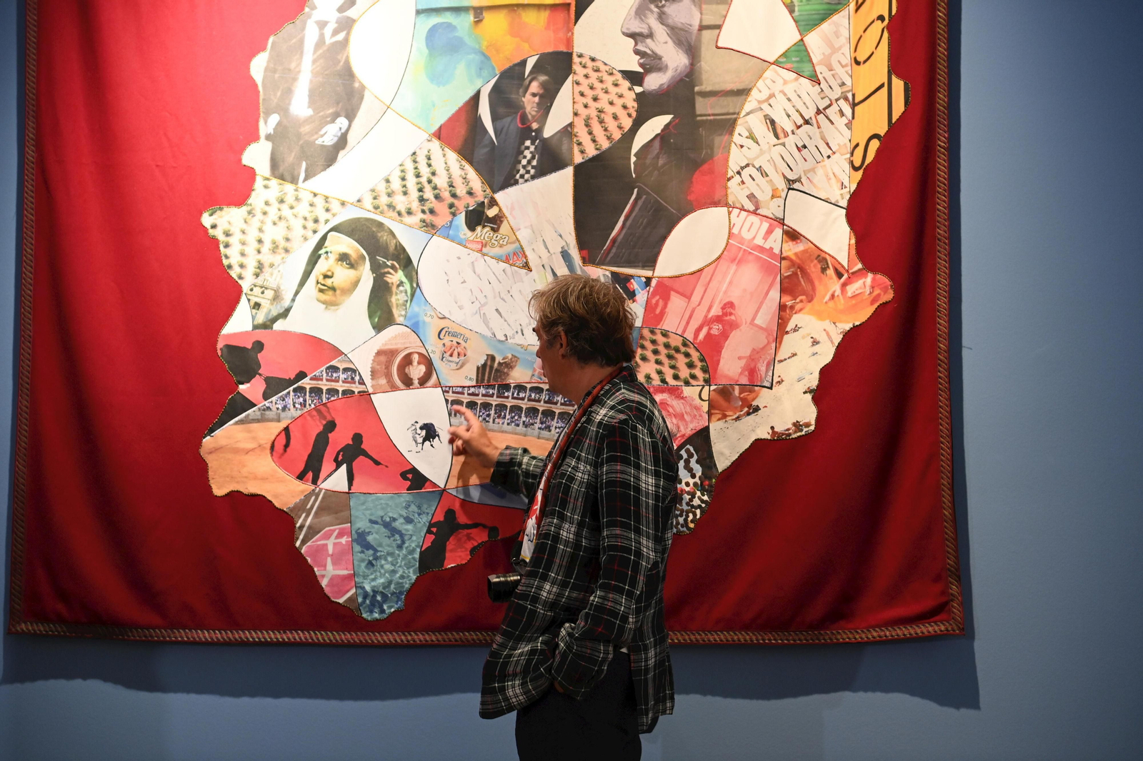 La exposición '15 minutos de fama', de Hubertus von Hohenlohe en Málaga (fotos)