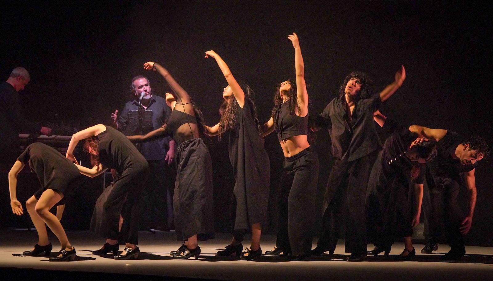 Imágenes de la Compañía David Coria 'Babel' 30 Festival de Jerez