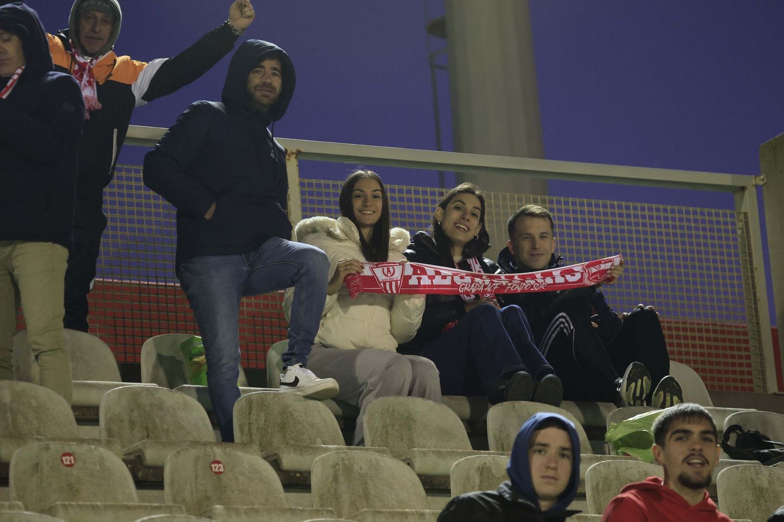 Búscate en el Nuevo Mirador durante el Algeciras - Juventud Torremolinos de Primera Federación