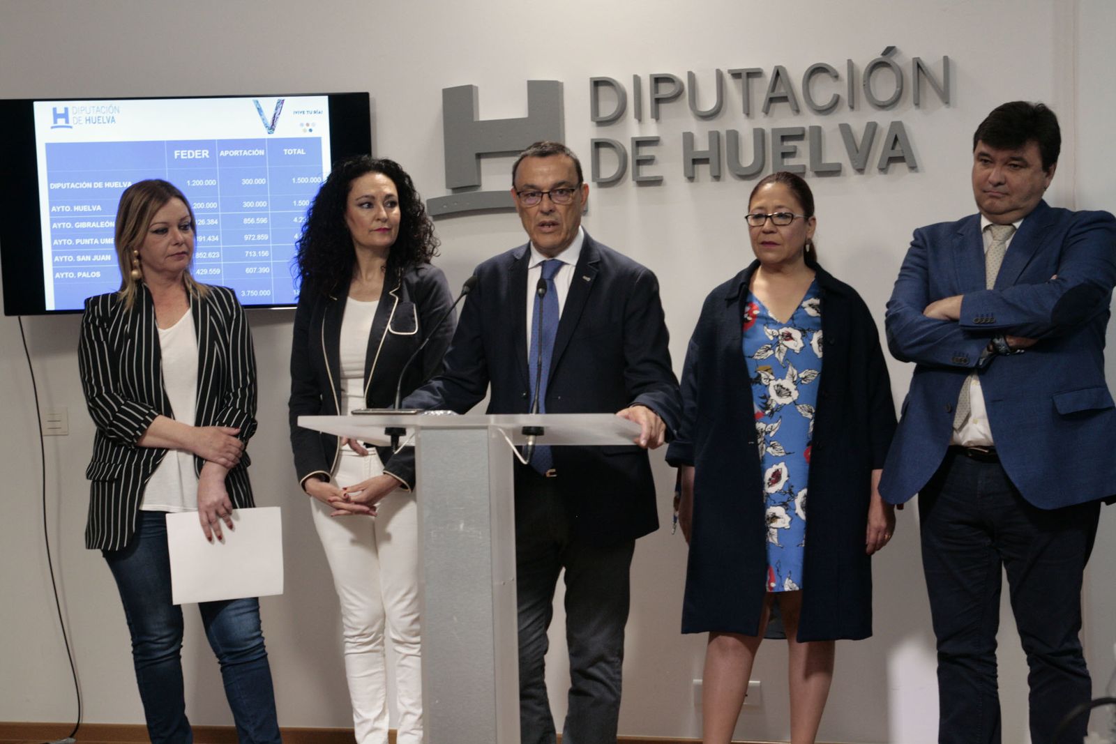 Rocío Cárdenas, Lourdes Martín, Ignacio Caraballo, Aurora Águedo y Gabriel Cruz valoran la consecución de la Edusi.