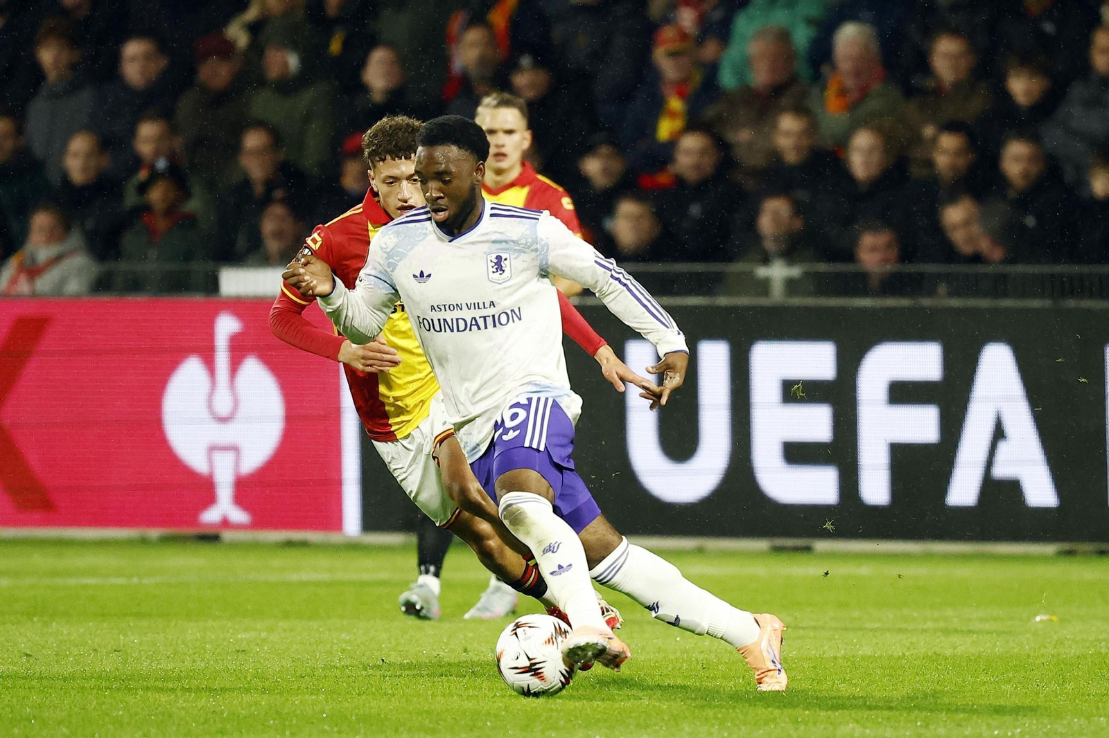 Go Ahead Eagles-Aston Villa (10).jpg