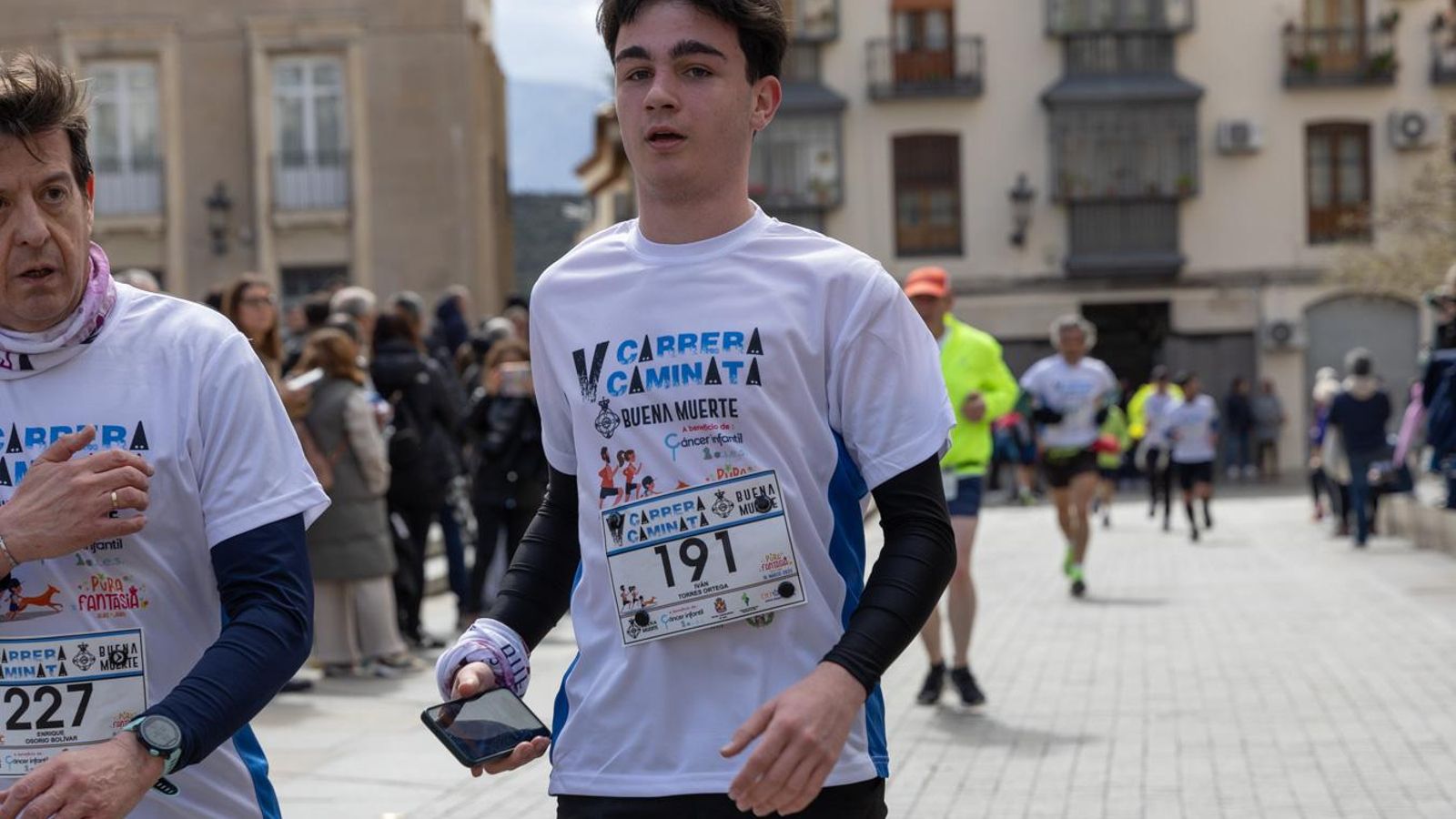 La Carrera y Caminata de la Buena Muerte a beneficio de ALES, en imágenes (1)