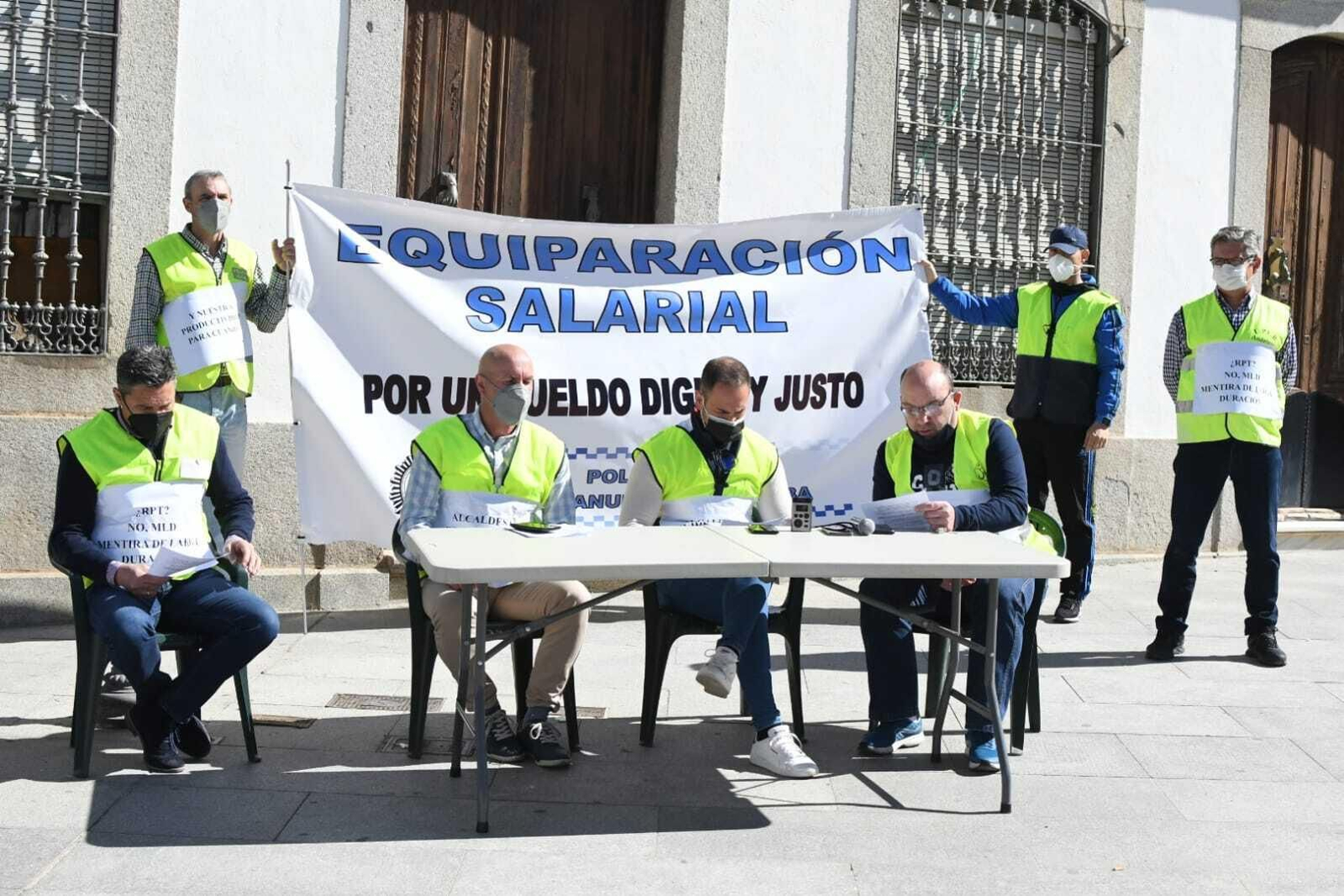 Protesta de los funcionarios de la Policía Local de Villanueva de Córdoba.