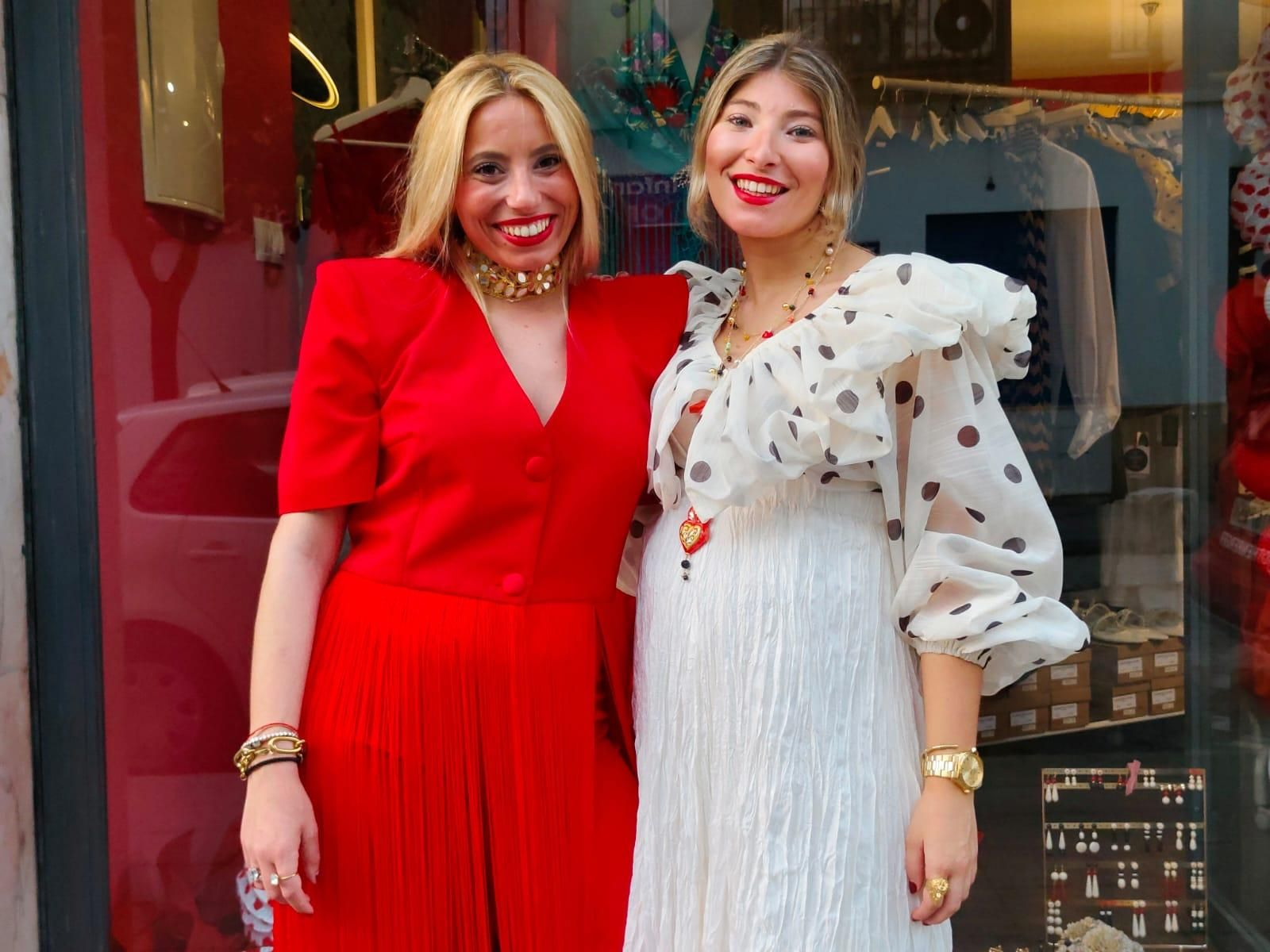 Todo al rojo y lunares para una mañana en la Feria de Abril.