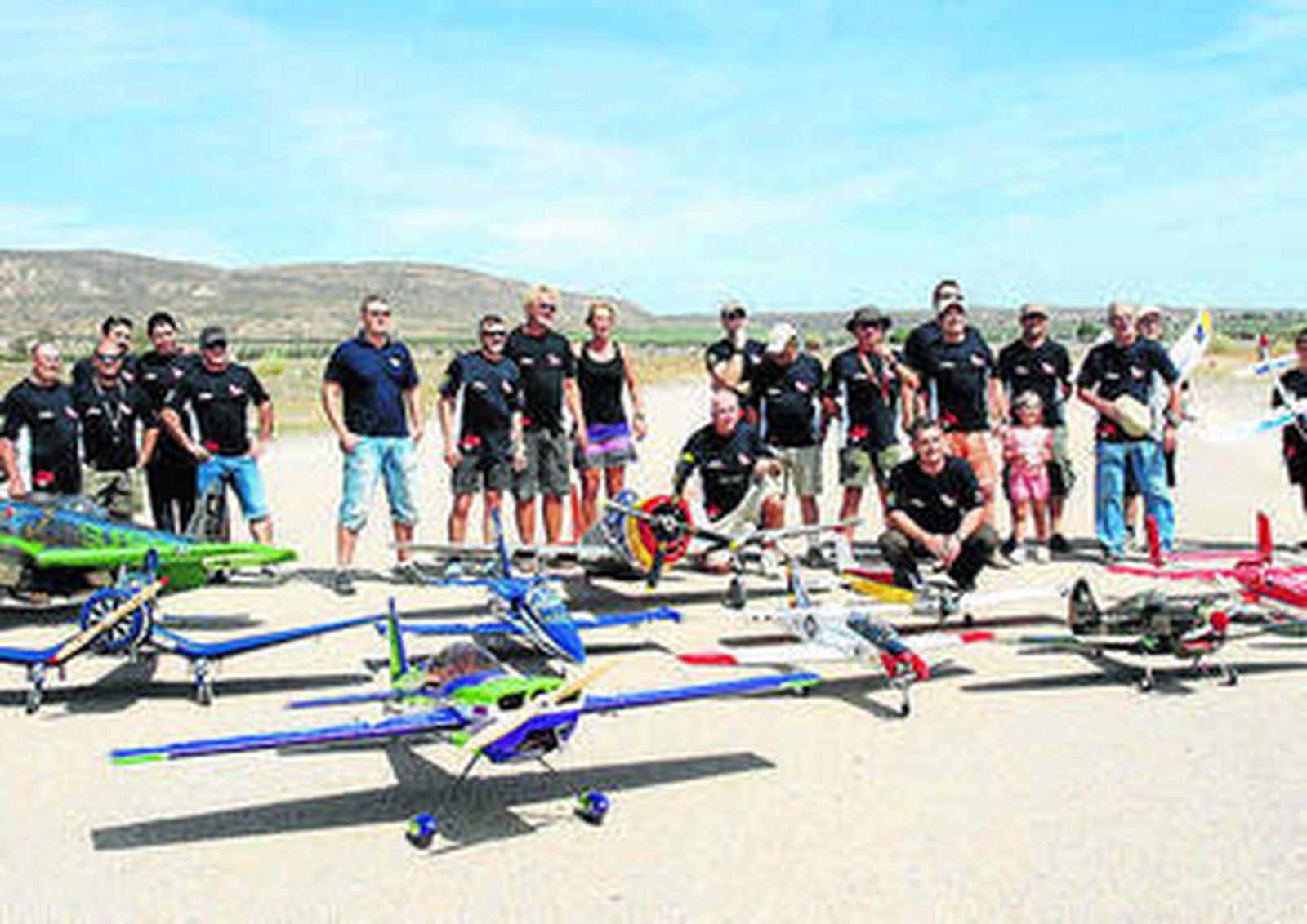 Algunos de los miembros del Club Aero Tabernas.