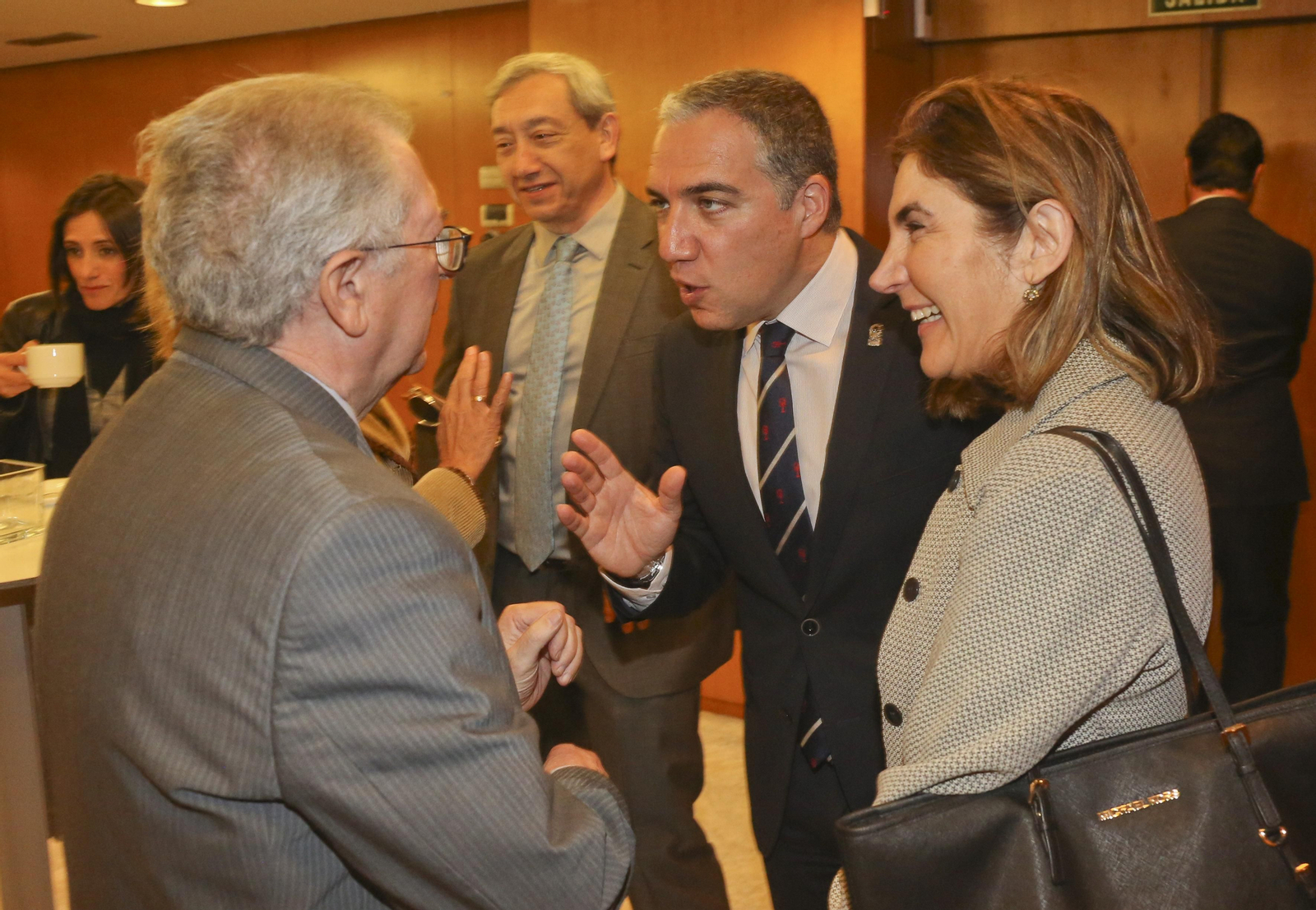 Foro Joly con Elías Bendodo