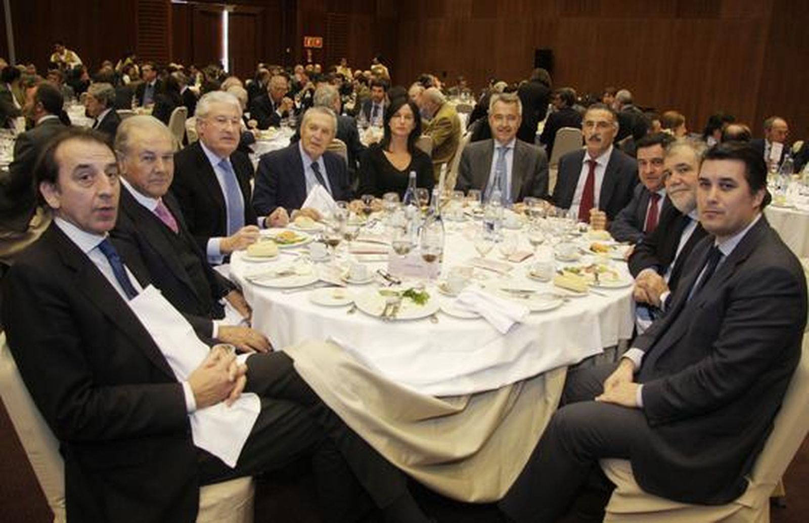 Manuel Ruiz, José Bohórquez, Miguel Nuche, José Ramón del Río, Ana del Valle, Pablo Gutiérrez-Alviz, Manuel Gómez, José Loaiza, José Luis Berrendero e Ignacio Romaní. / Reportaje gráfico: Juan Carlos Vázquez y Victoria Hidalgo