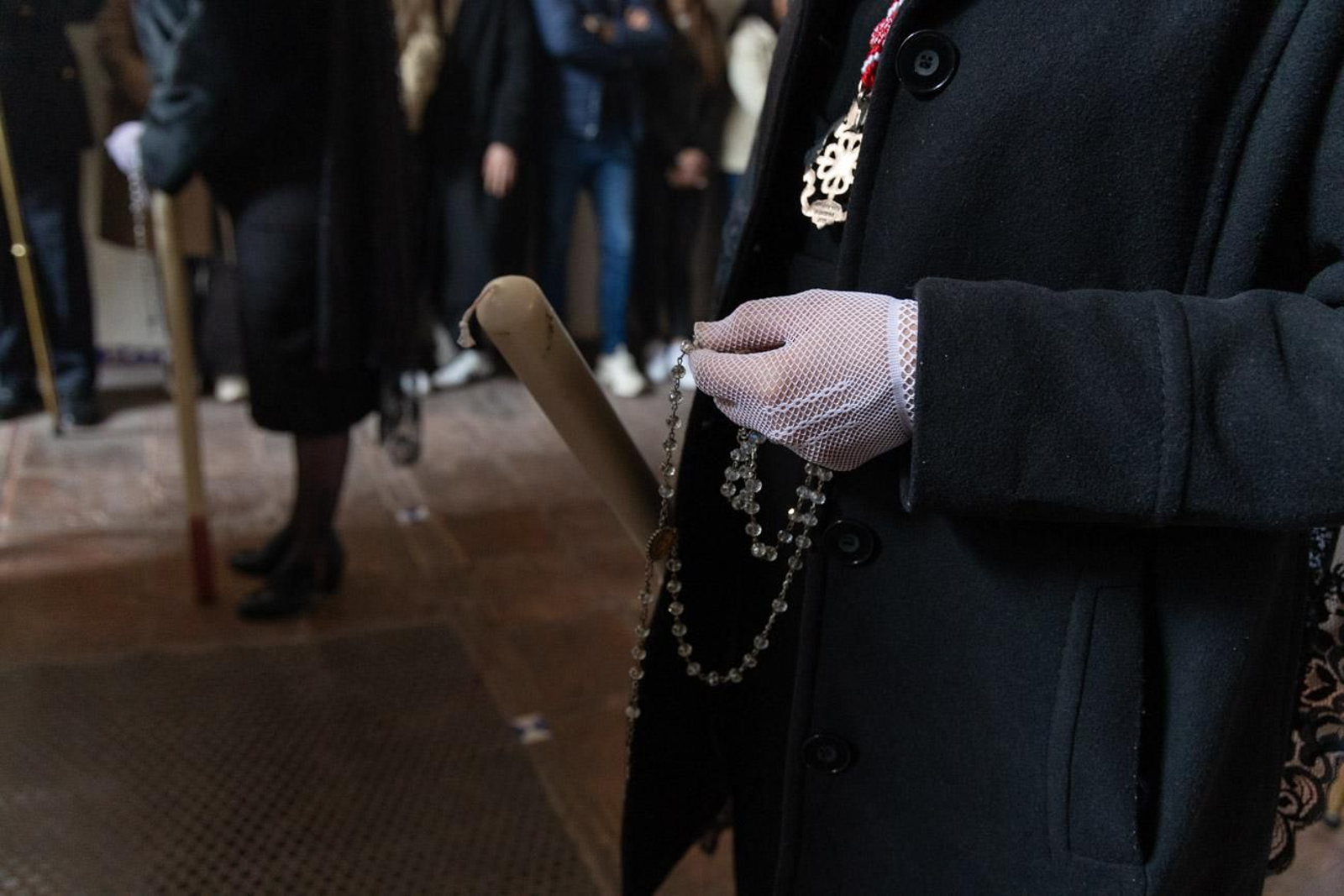 La temida lluvia impide el desarrollo normal de este Martes Santo