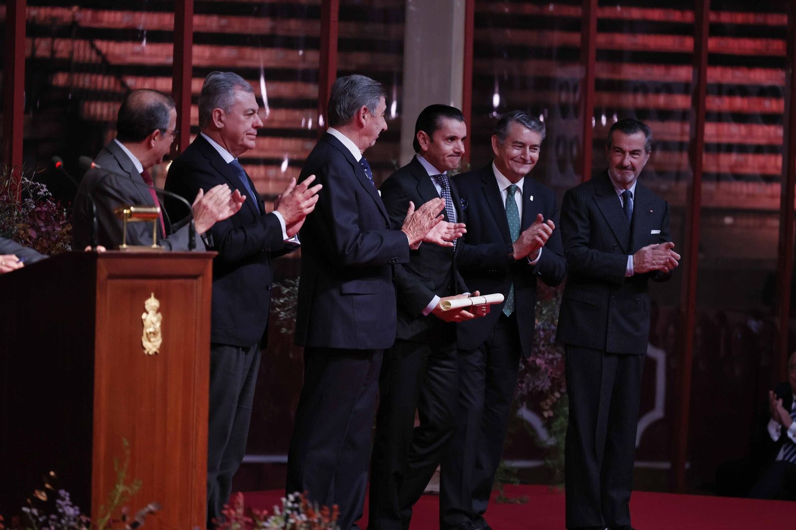 La Entrega de los premios taurinos y universitarios de la Real Maestranza en imágenes