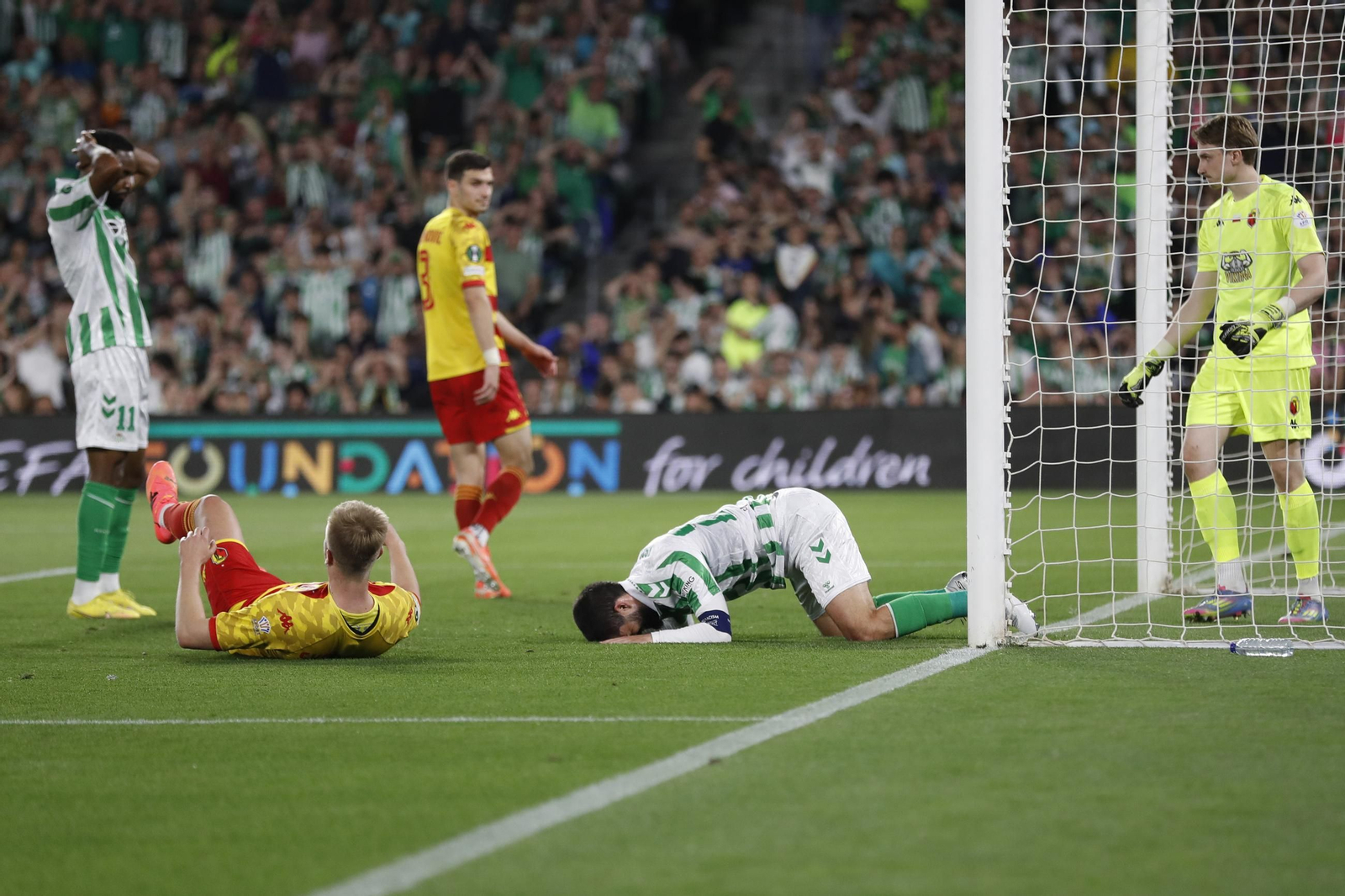 Las fotos del Betis - Jagiellonia