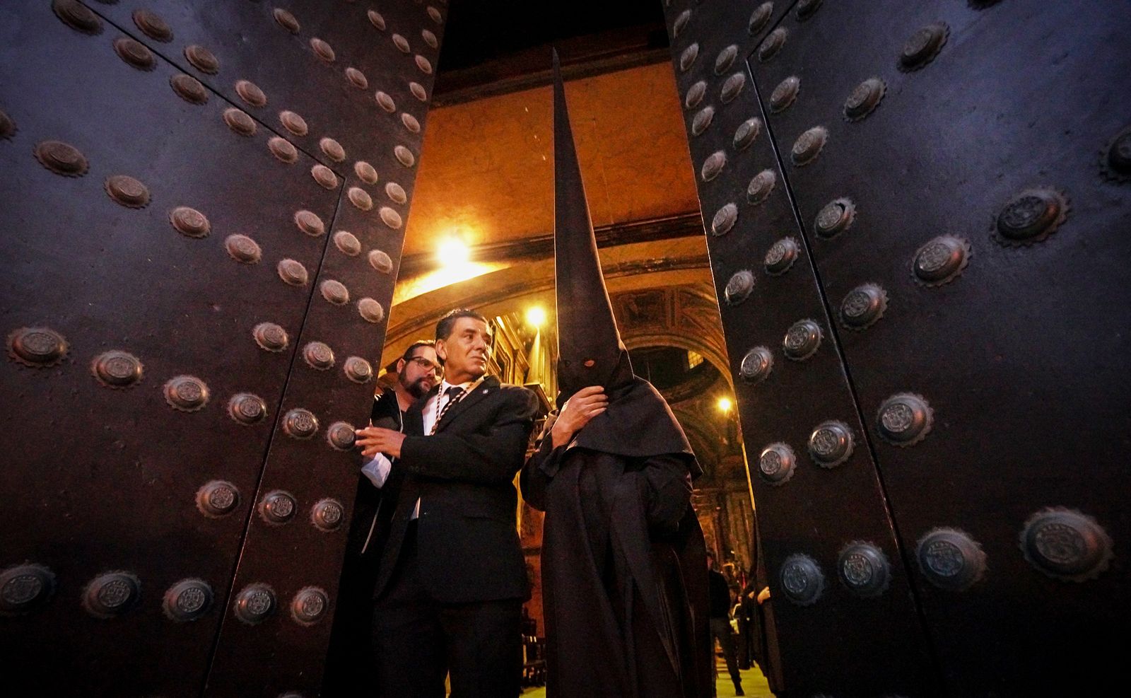 Las hermandades de La lanzada y Mayor Dolor en imágenes