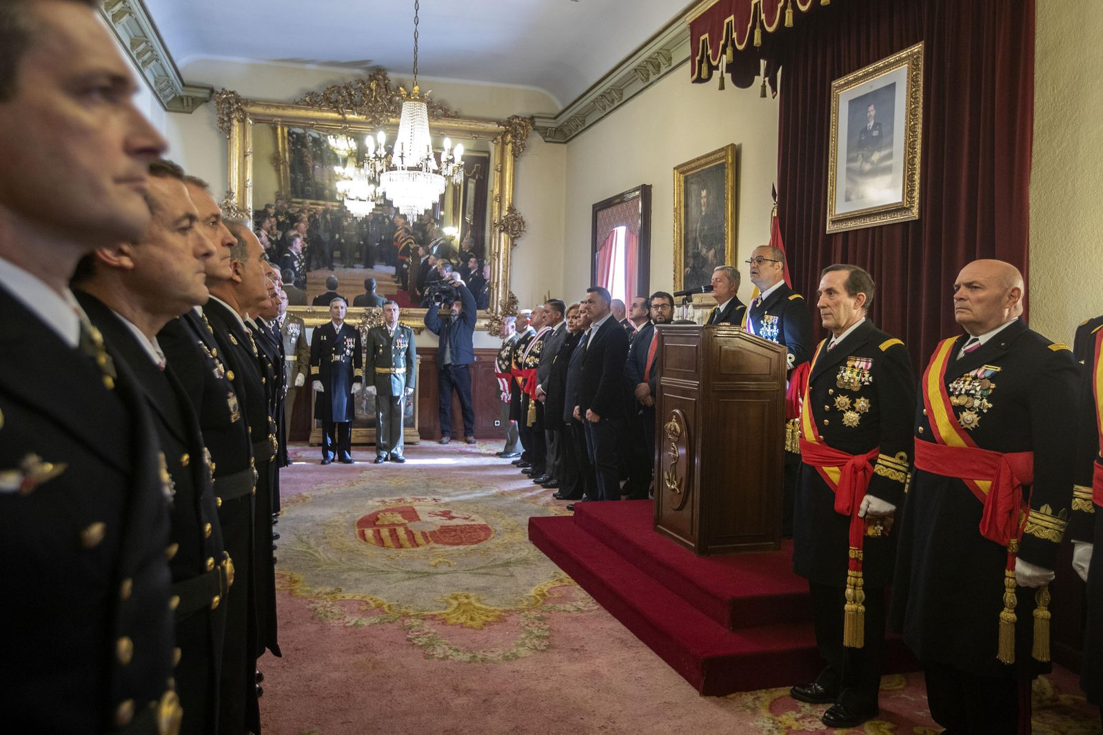 Momento del discurso del almirante de la Flota en el acto de la Pascua Militar, en San Fernando.