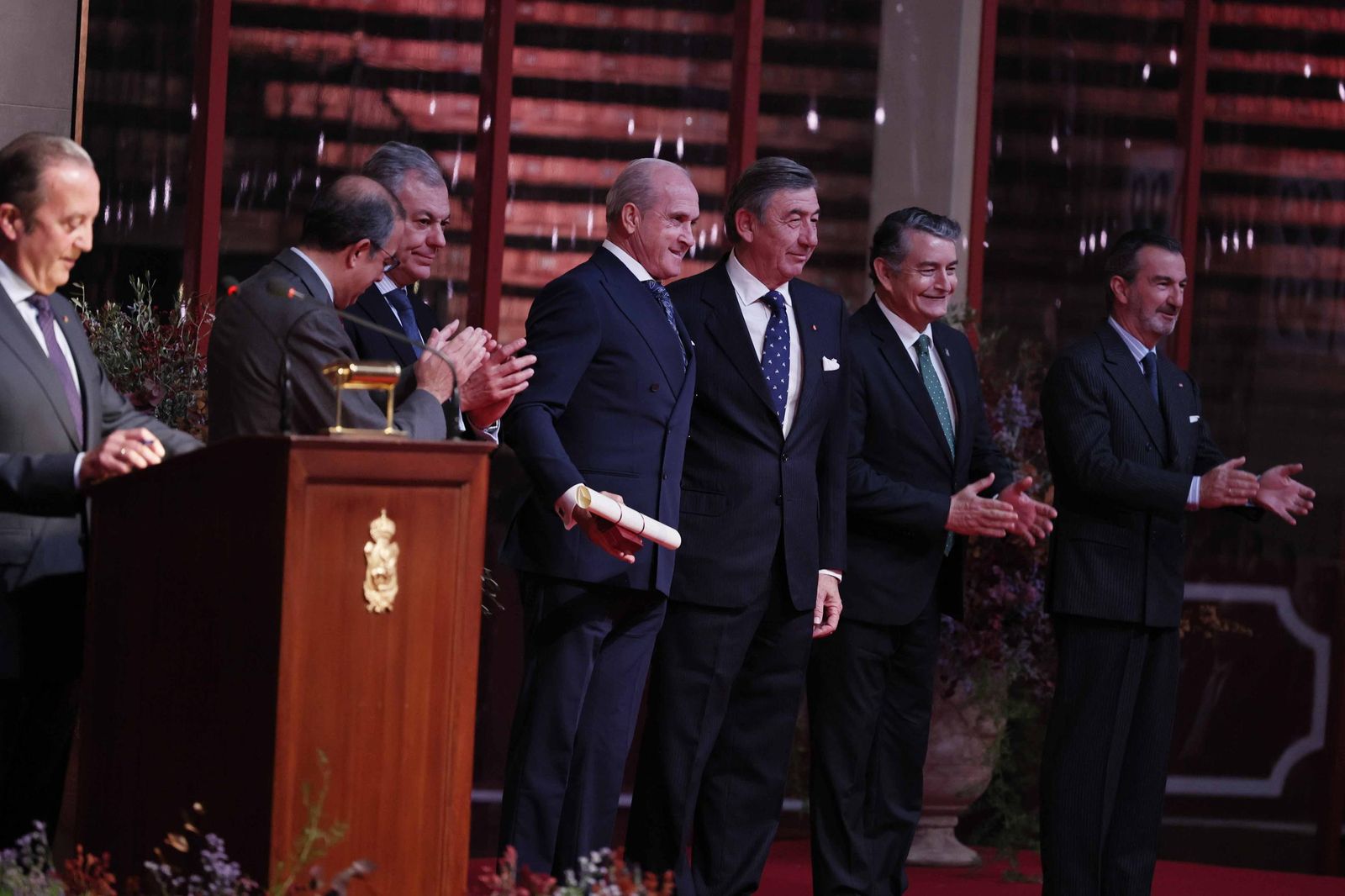 La Entrega de los premios taurinos y universitarios de la Real Maestranza en imágenes