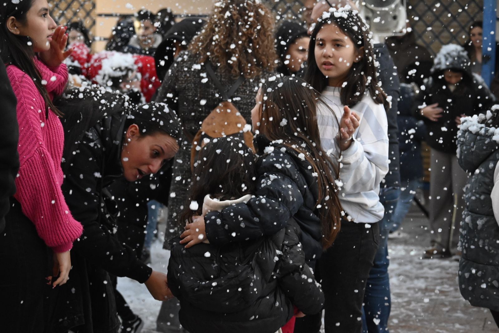 Las mejores fotografías de la nevada en el barrio de La Hispanidad