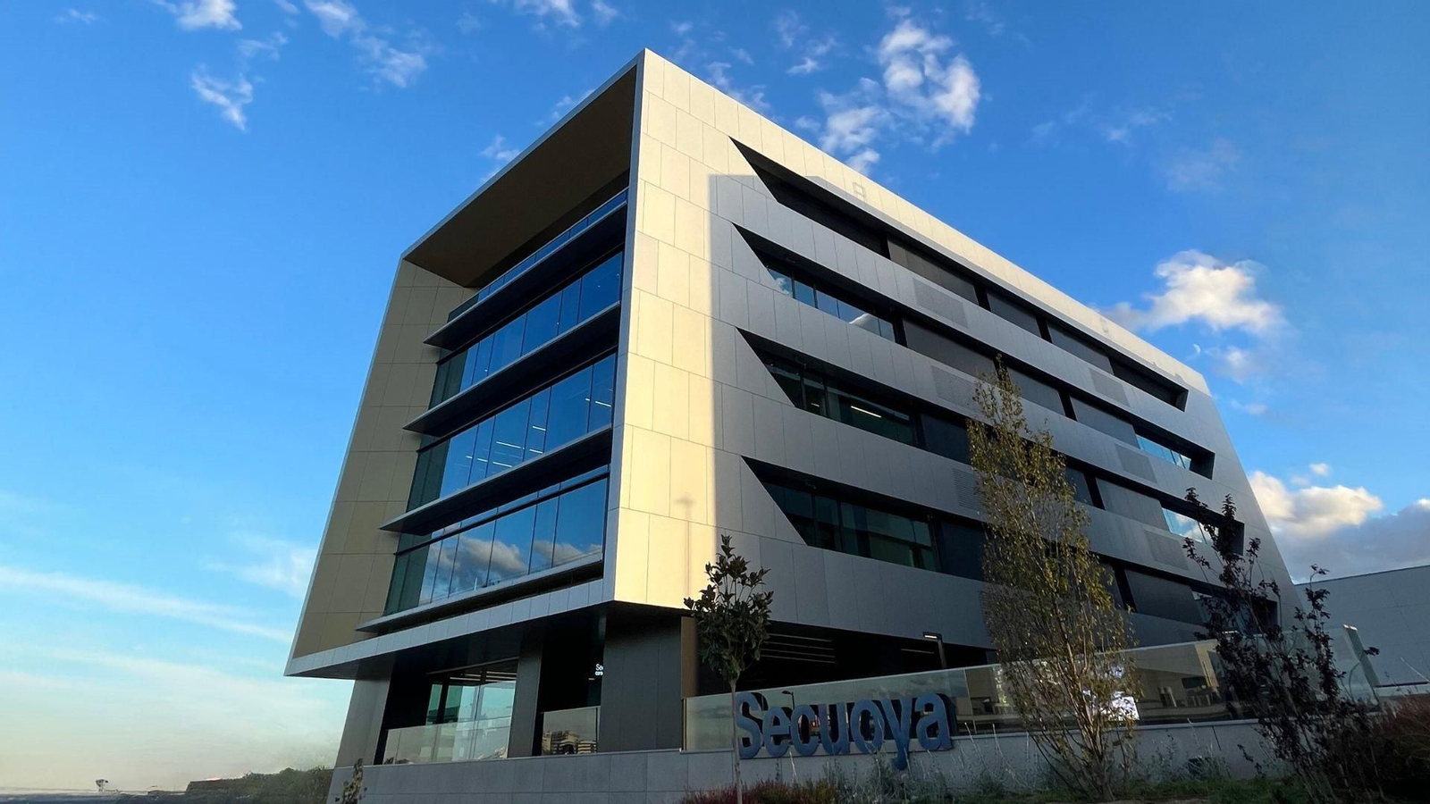 Exterior de la sede de Secuoya Content Group.