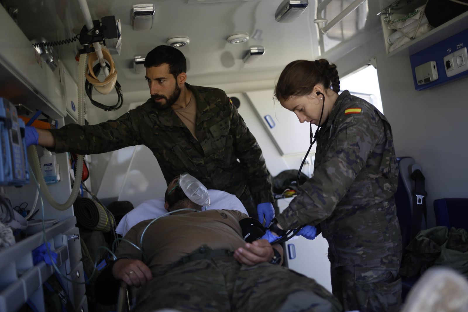 De maniobras con la Legión