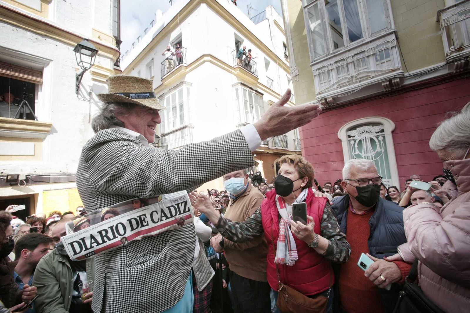 Imágenes del lunes del Carnaval ilegal de Cádiz