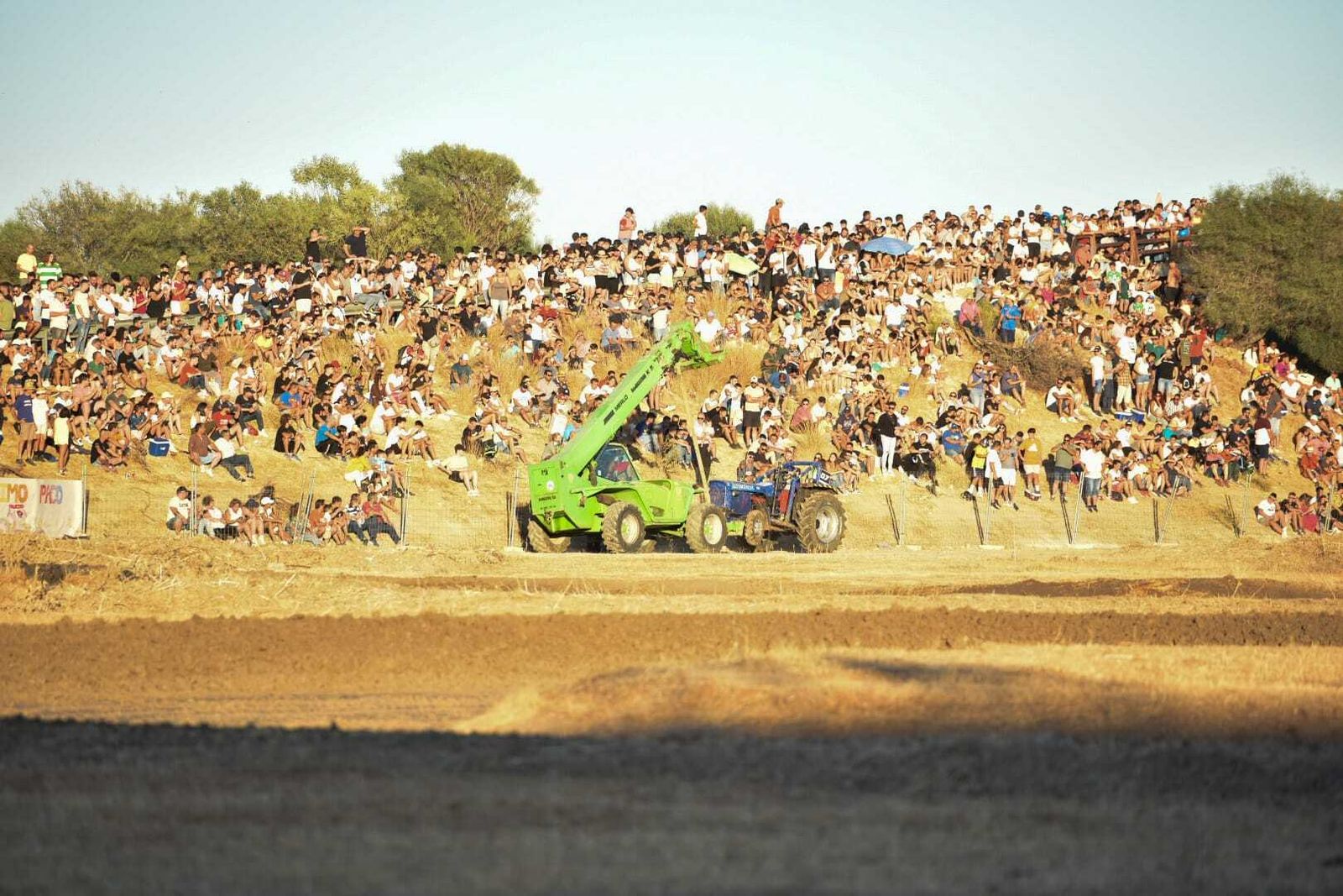 Imágenes del Campeonato de Andalucía de Tractores en Guadalcacín