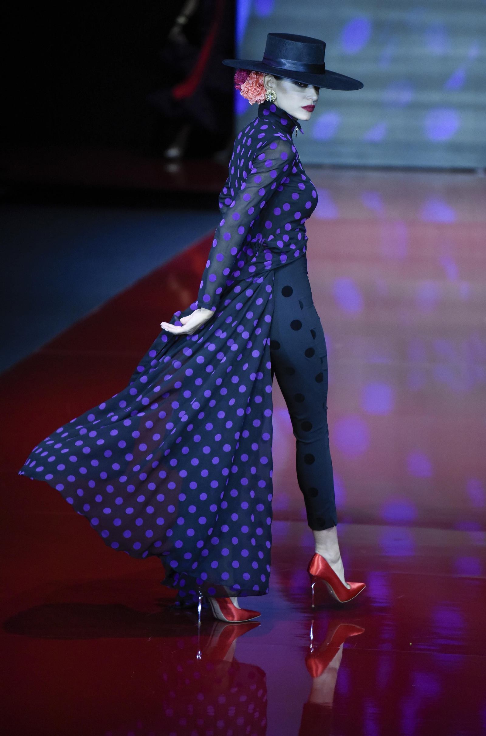 El desfile de Verónica de la Vega en SIMOF 2022, todas las fotos