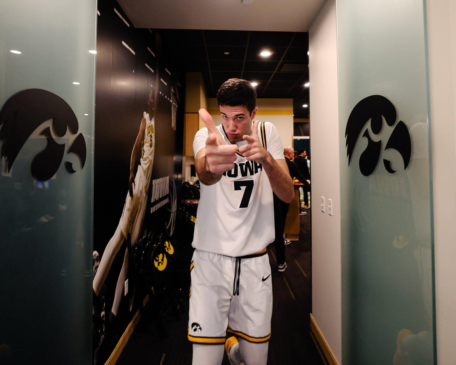 Buen arranque de Álvaro Folgueiras en la NCAA con Iowa