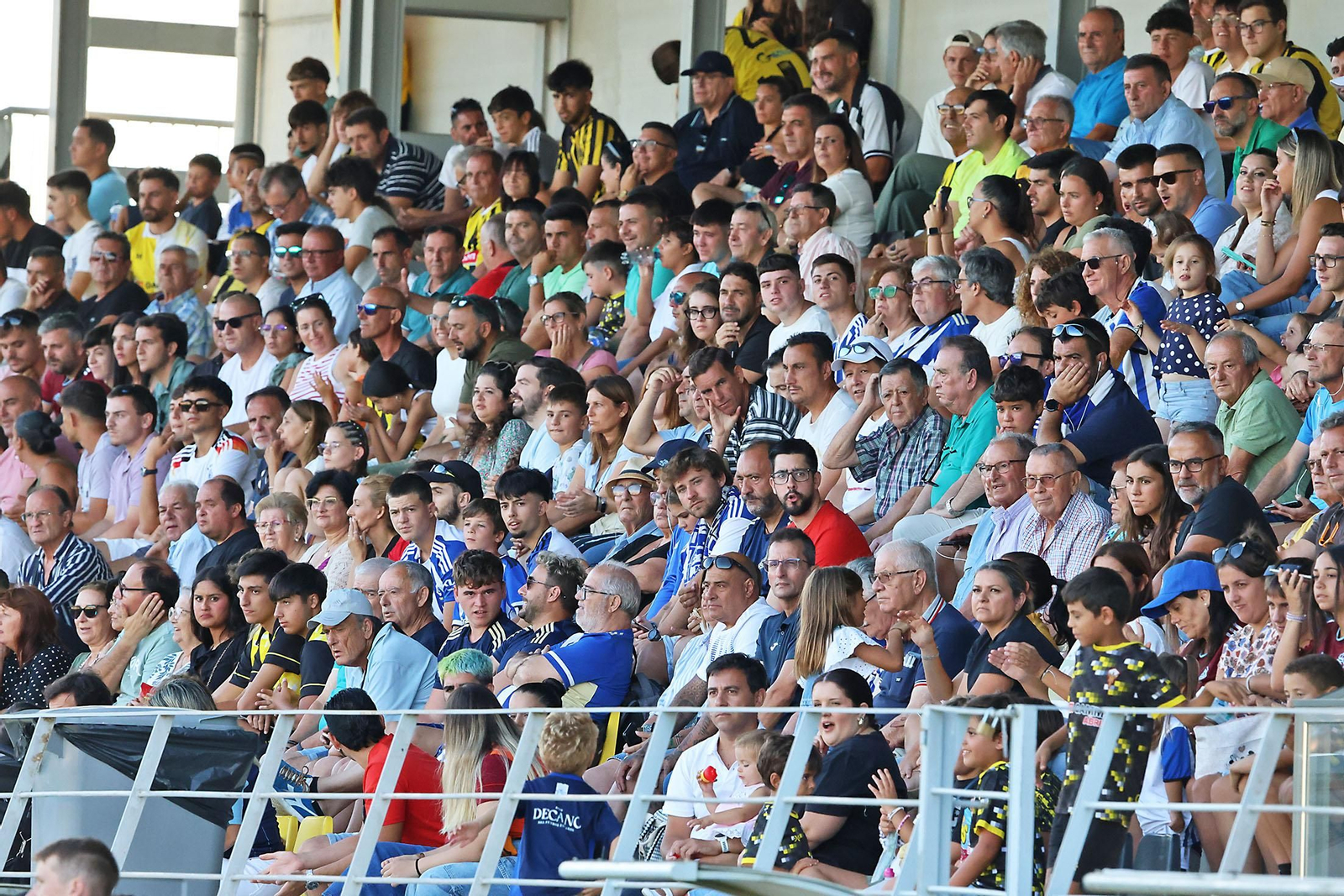 Imágenes del Trofeo de la Bella entre el San Roque de Lepe y el Recreativo de Huelva