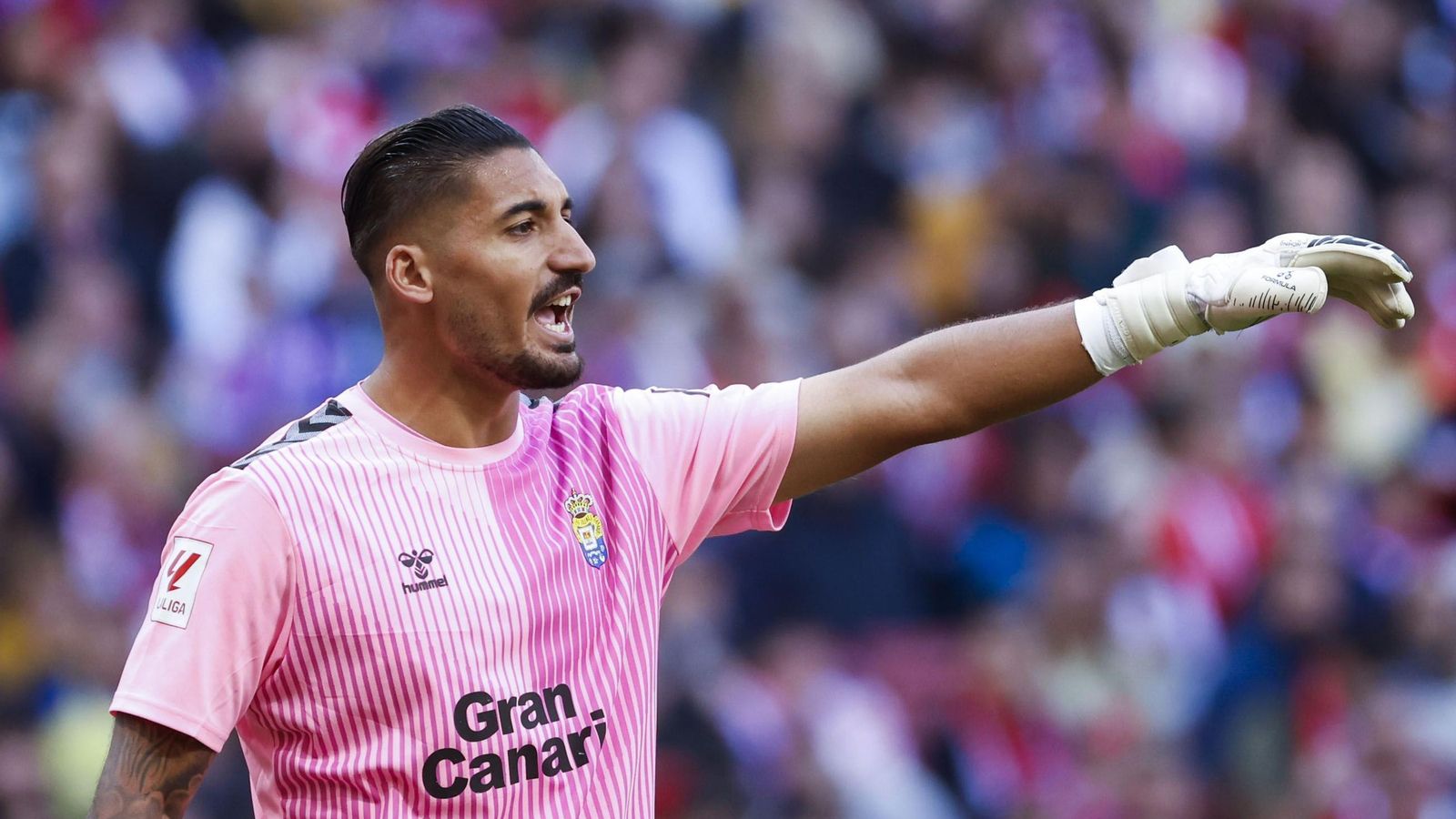 Álvaro Valles, en un encuentro en su etapa en Las Palmas, debe convertirse en el primer fichaje oficial de los verdiblancos para la próxima temporada. Álvaro Valles, en un encuentro en su etapa en Las Palmas, debe convertirse en el primer fichaje oficial de los verdiblancos para la próxima temporada.