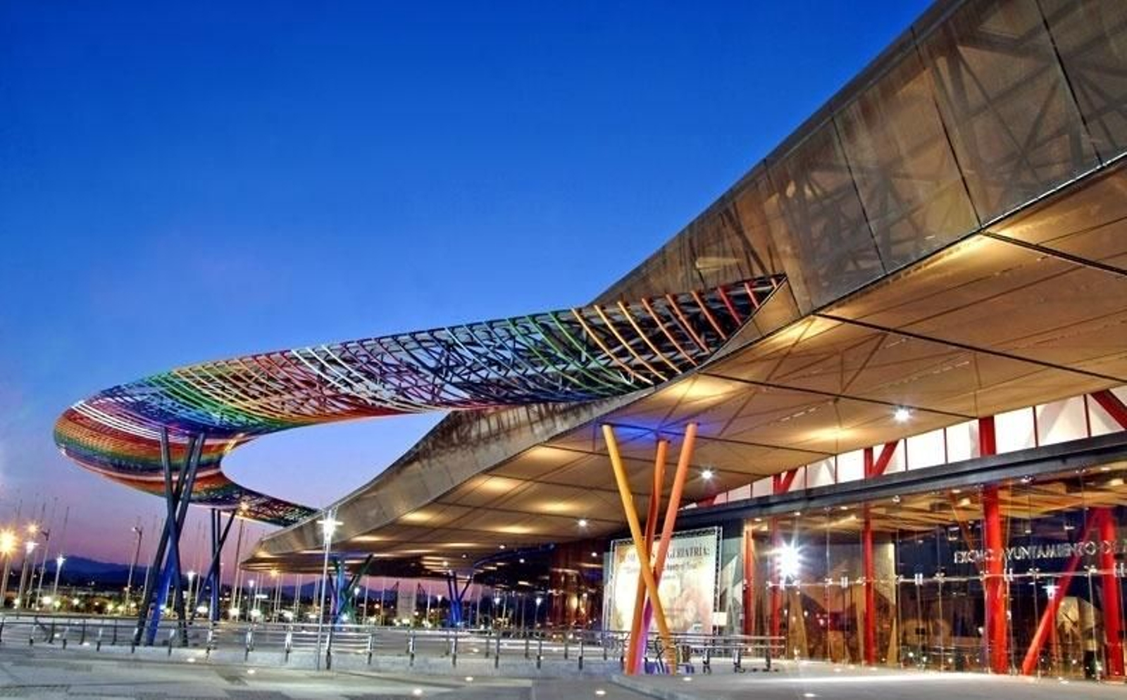 El Palacio de Ferias y Congresos de Málaga El Palacio de Ferias y Congresos de Málaga